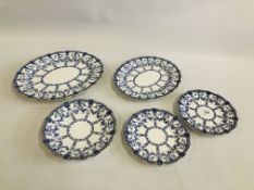 5 X ROYAL CROWN DERBY BLUE AND WHITE PLATES PATTERN 3145 (2 HAVE RIM CHIPS)