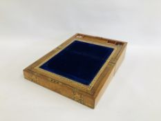 A VINTAGE MAHOGANY INLAID MARQUETRY WRITING SLOPE, WITH GLASS INKWELLS, W 35.5CM, D 24CM, H 16CM.