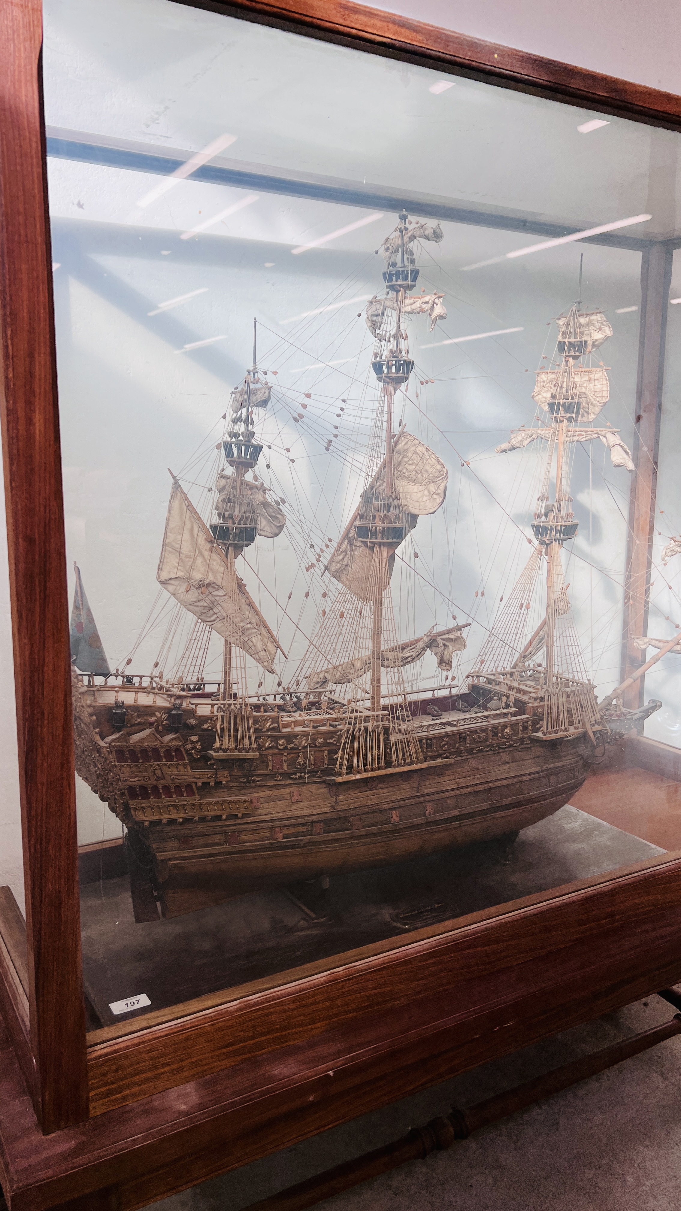 LARGE MODEL GALLEON "SOVEREIGN OF THE SEA" IN MAHOGANY DISPLAY CASE - W 128CM. D 55CM. H 146CM. - Image 11 of 15
