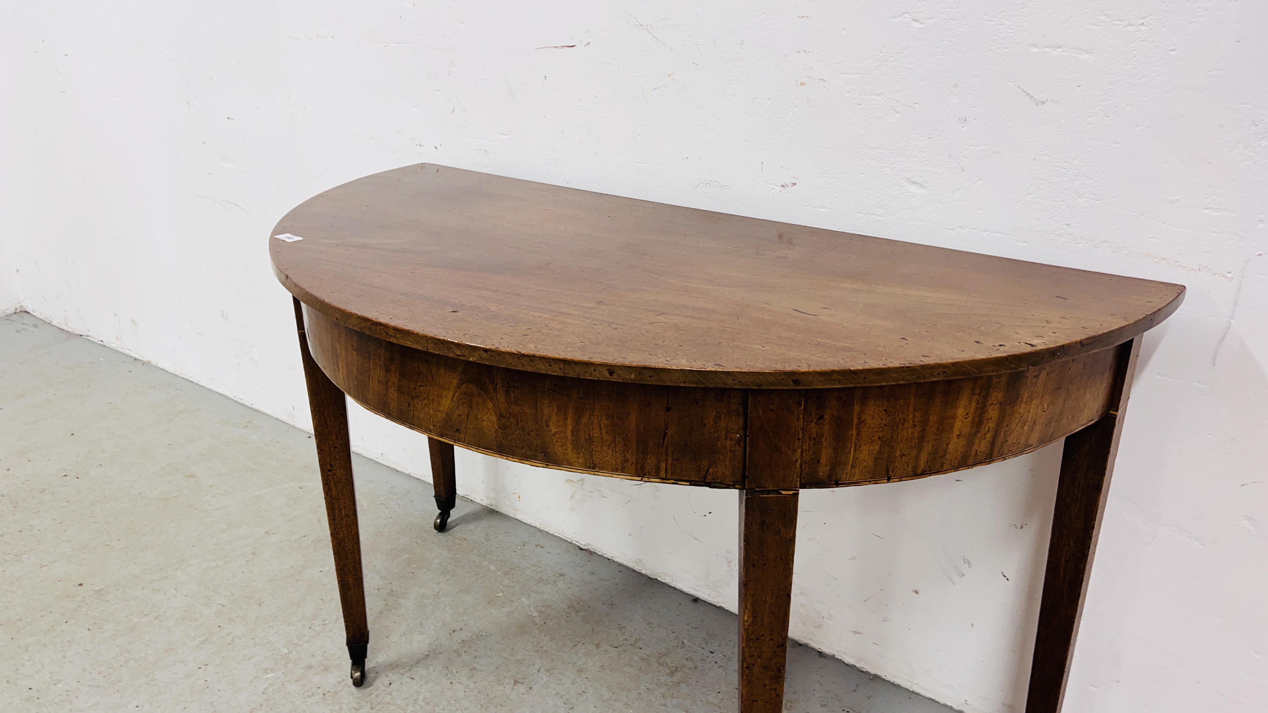 A GEORGIAN MAHOGANY "D END" TABLE, W 122CM. - Image 3 of 6