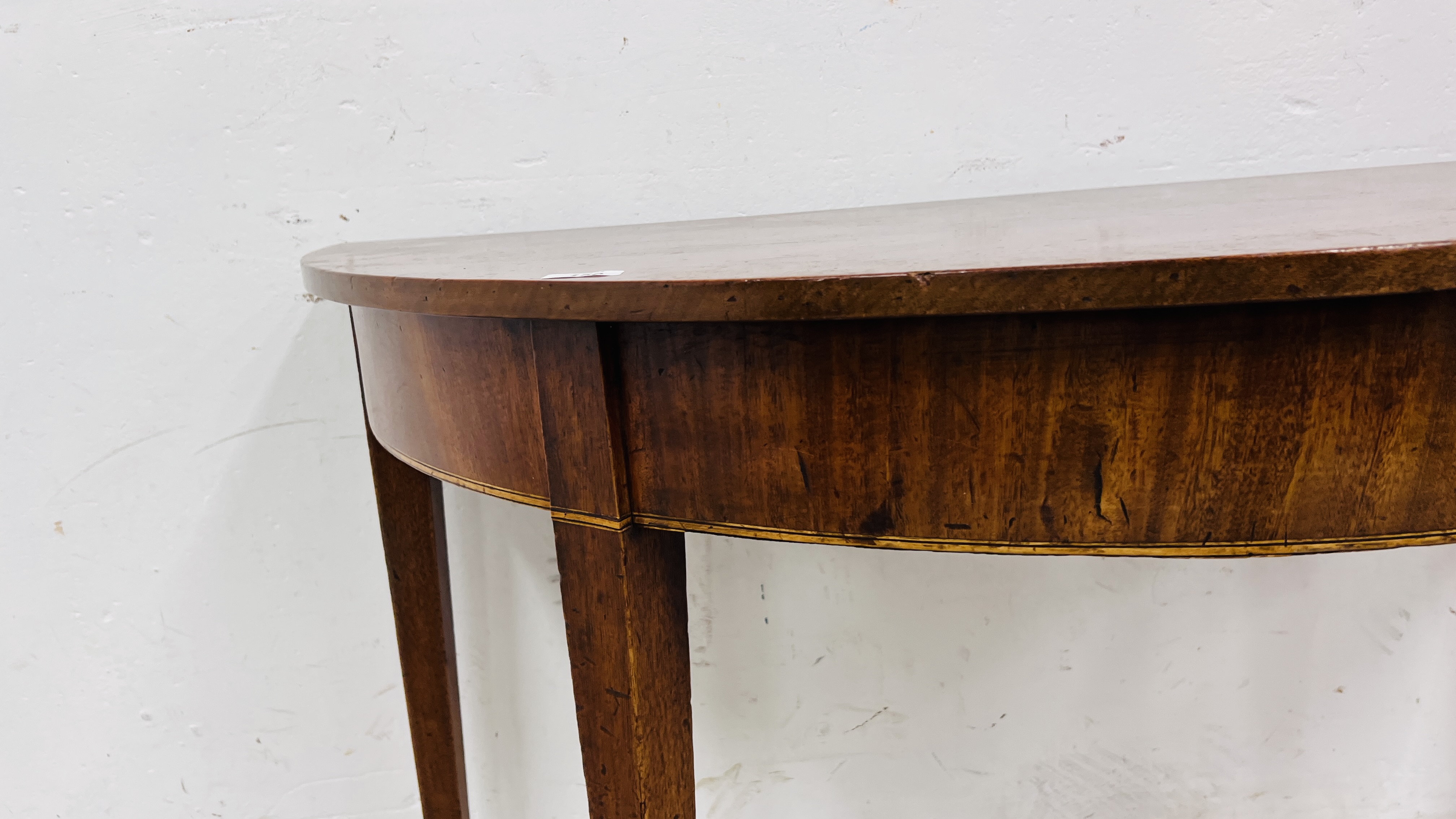 A GEORGIAN MAHOGANY "D END" TABLE, W 122CM. - Image 5 of 6