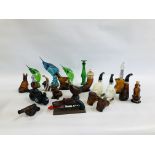 A COLLECTION OF APPROX 23 VINTAGE AVON PERFUME BOTTLES TO INCLUDE A PHEASANT, SWORDFISH,