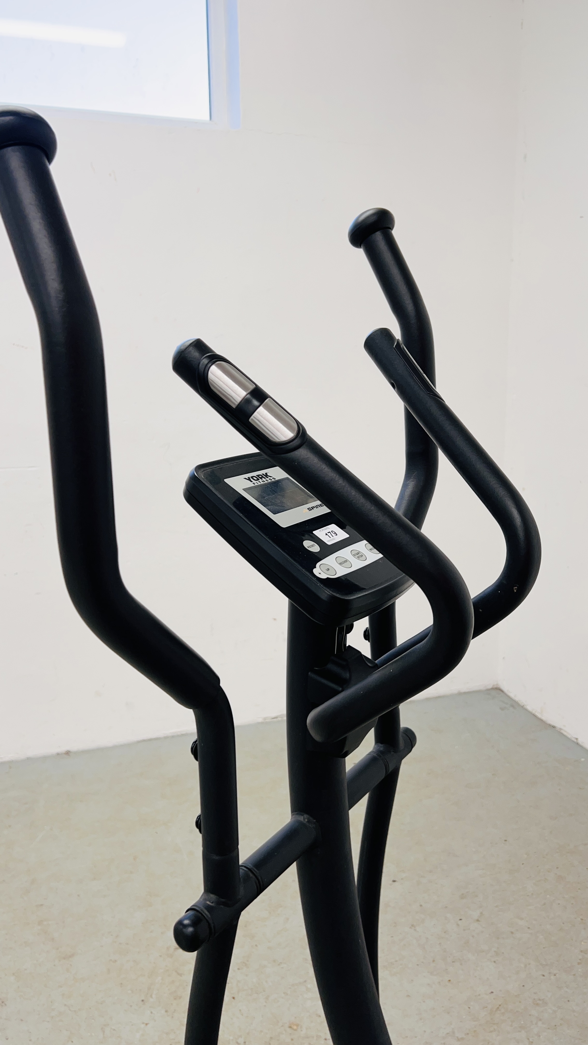 A YORK FITNESS A SPIRE CROSS TRAINER - SOLD AS SEEN - Image 5 of 7