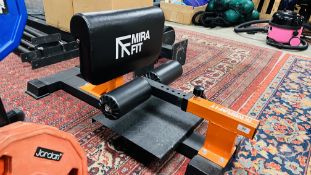 A MIRA FIT SISSY SQUAT BENCH - SOLD AS SEEN - CONDITION OF SALE - EQUIPMENT HAS BEEN ASSEMBLED FOR