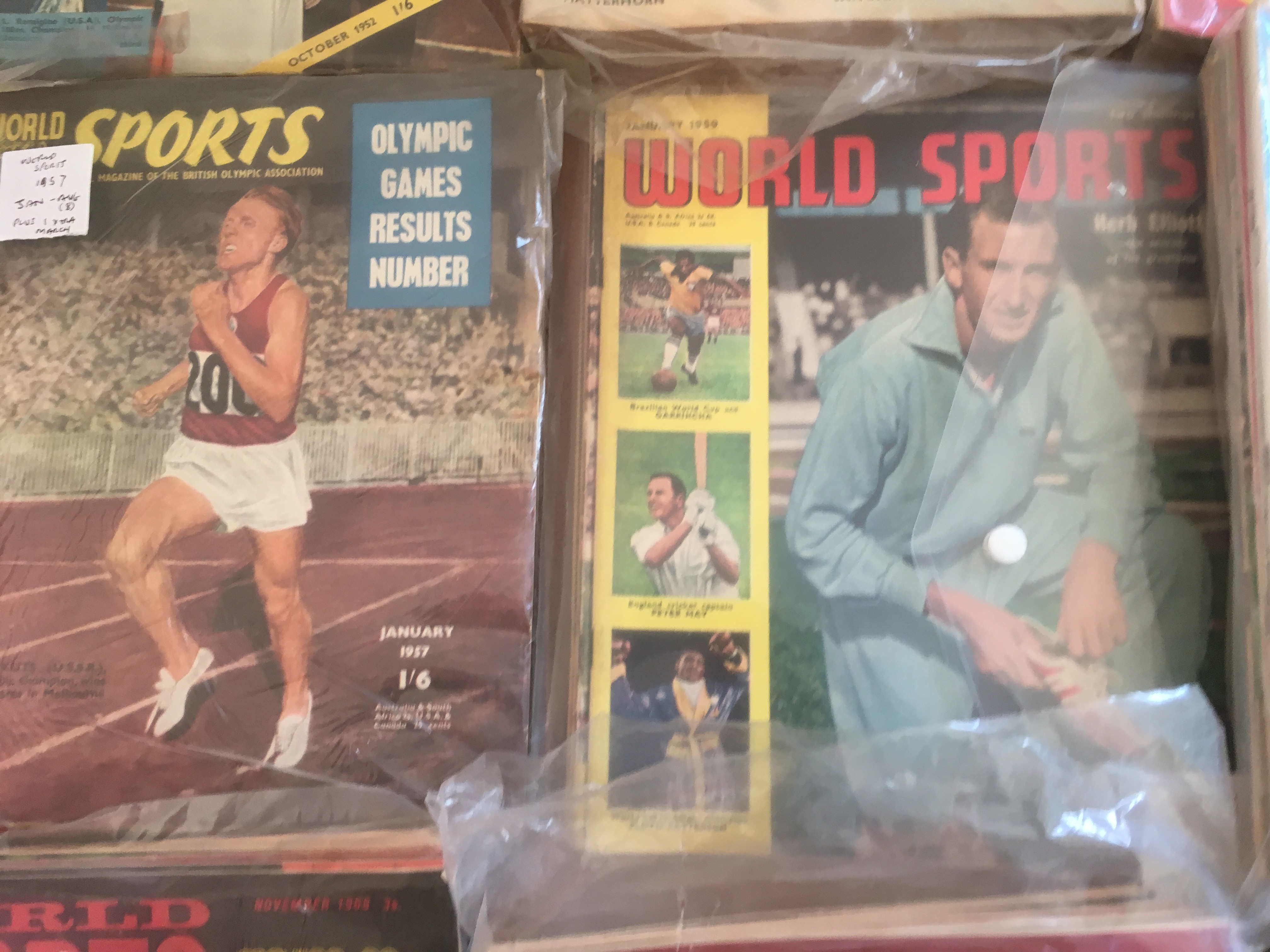 WORLD SPORTS MAGAZINE, A RUN FROM 1952 TO 1973, SOME YEARS COMPLETE (APPROX 175). - Image 5 of 6