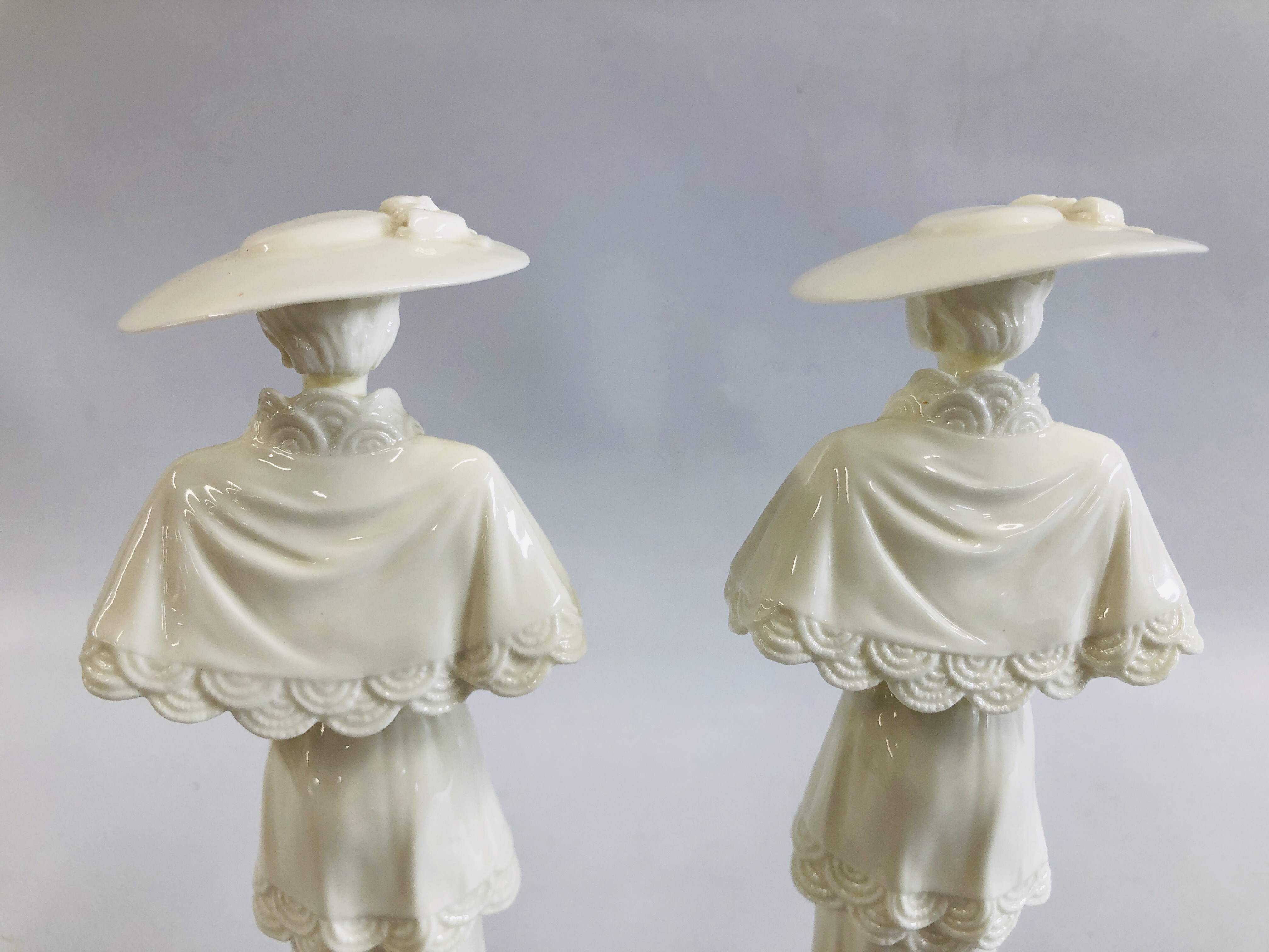 A PAIR OF HIGH SOCIETY COALPORT FIGURES SCULPTURED BY JOHN BROMLEY BEARING SIGNATURE. - Image 5 of 8