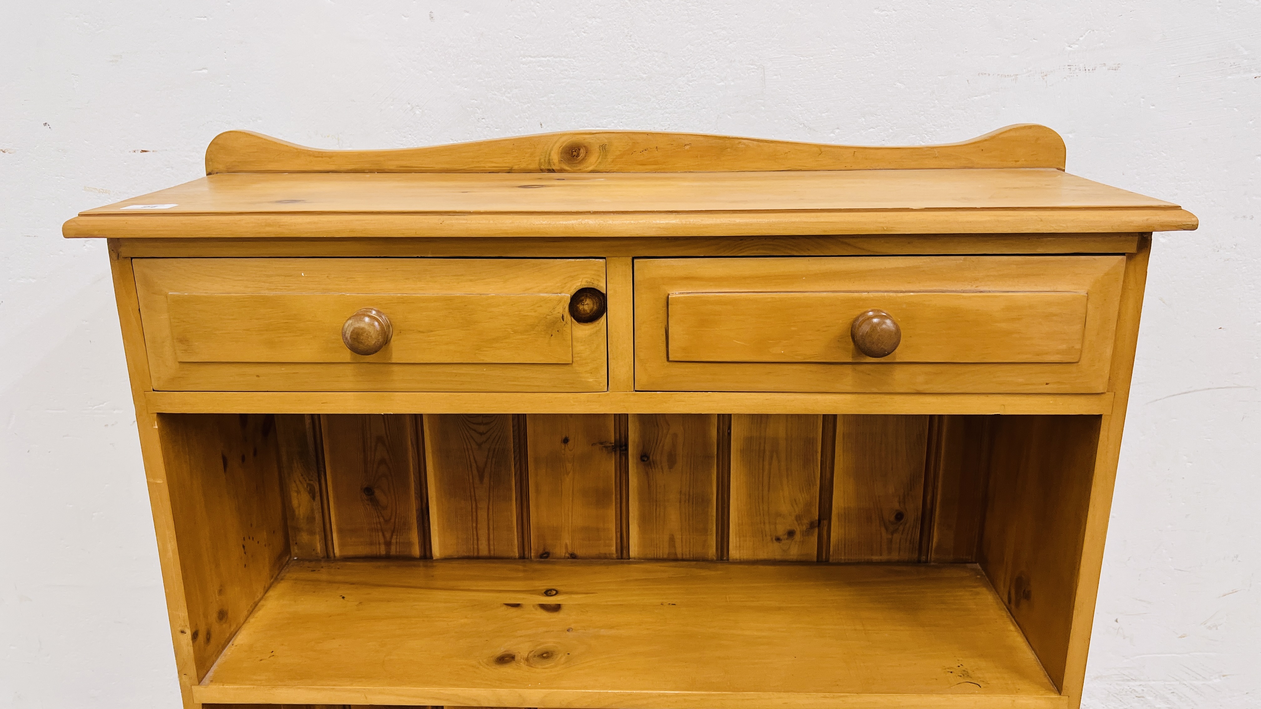 A WAXED PINE TWO TIER BOOKSHELF WITH DRAWERS, W 87CM, D 27CM, H 88CM. - Image 3 of 8