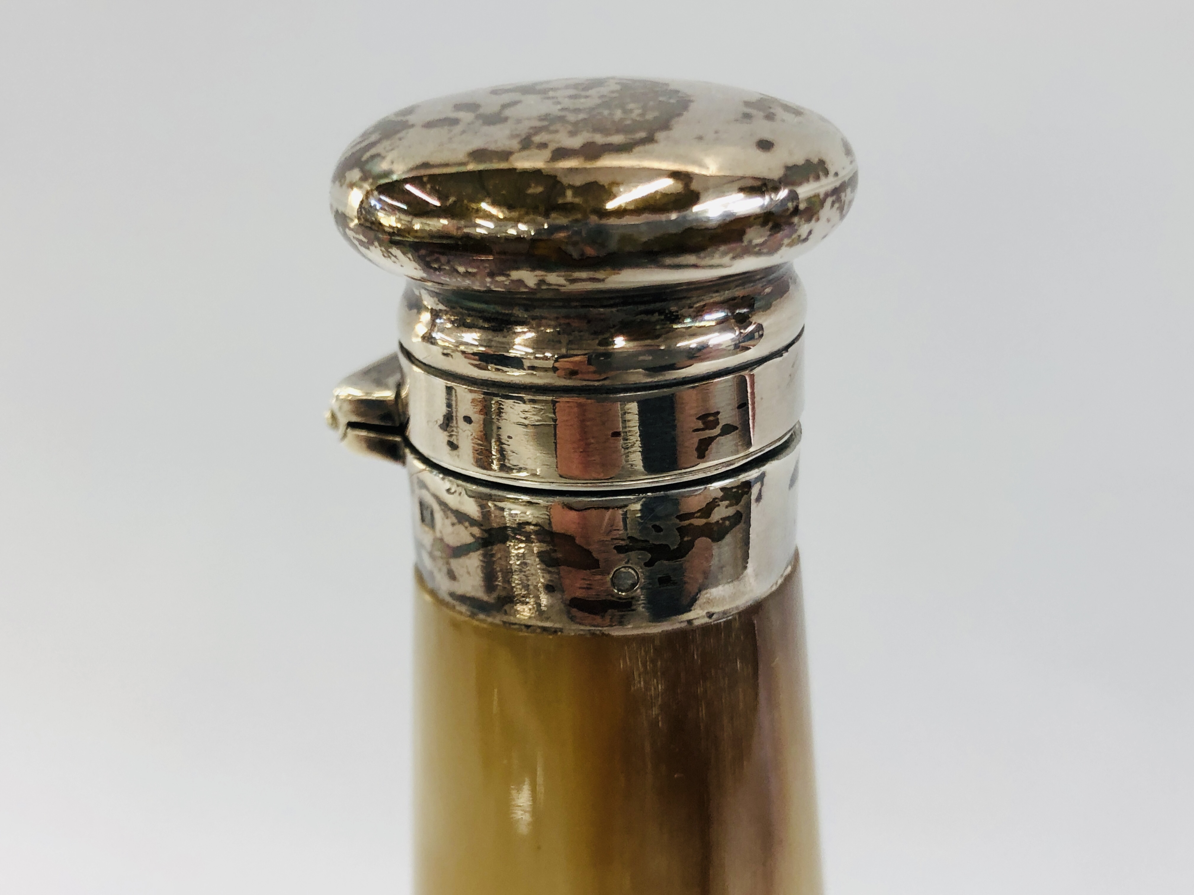 A VICTORIAN SILVER MOUNTED HORN SPIRIT FLASK - H 24.5CM. - Image 3 of 8