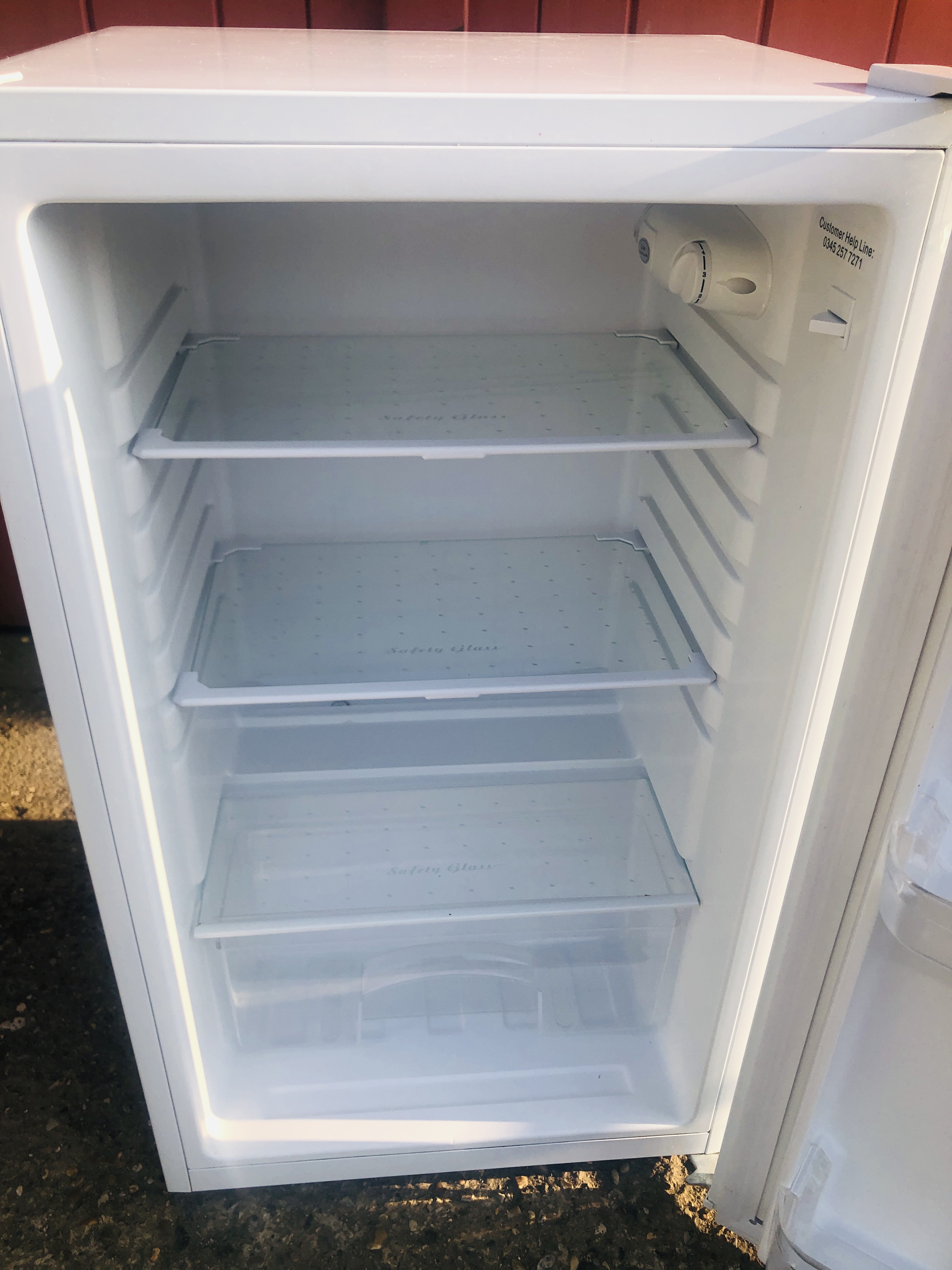 UNDER COUNTER LARDER FRIDGE - SOLD AS SEEN. - Image 5 of 6