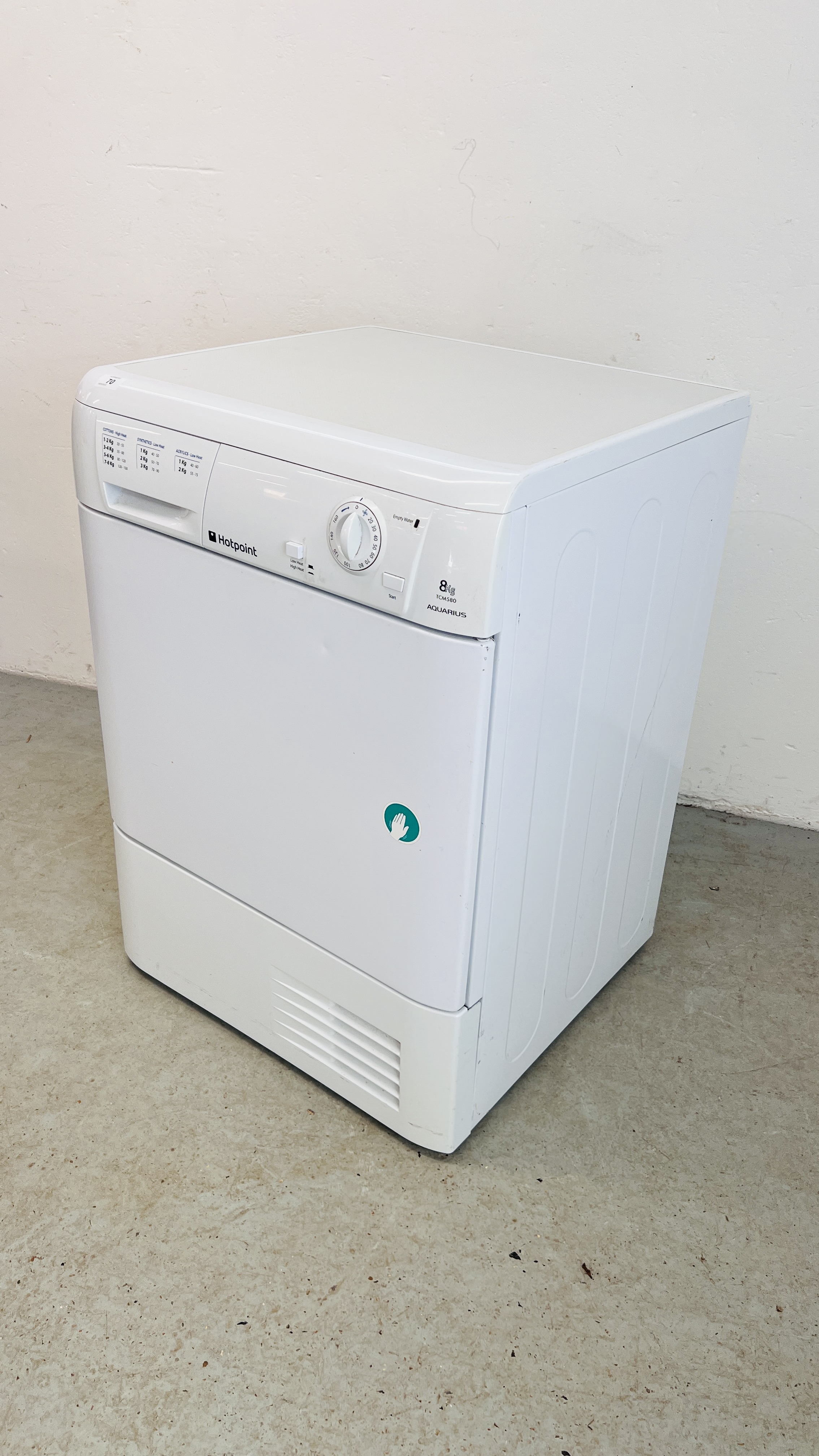 HOTPOINT 8KG TCM580 AQUARIUS CONDENSER TUMBLE DRYER - SOLD AS SEEN. - Image 4 of 6