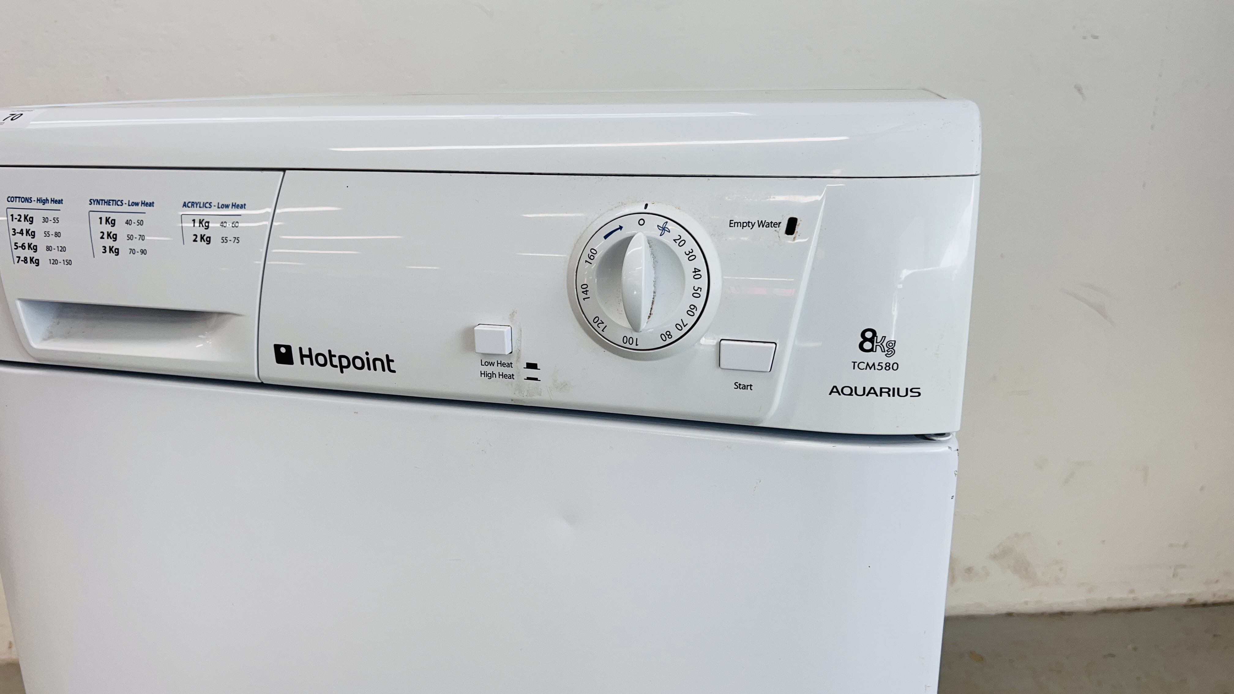 HOTPOINT 8KG TCM580 AQUARIUS CONDENSER TUMBLE DRYER - SOLD AS SEEN. - Image 3 of 6