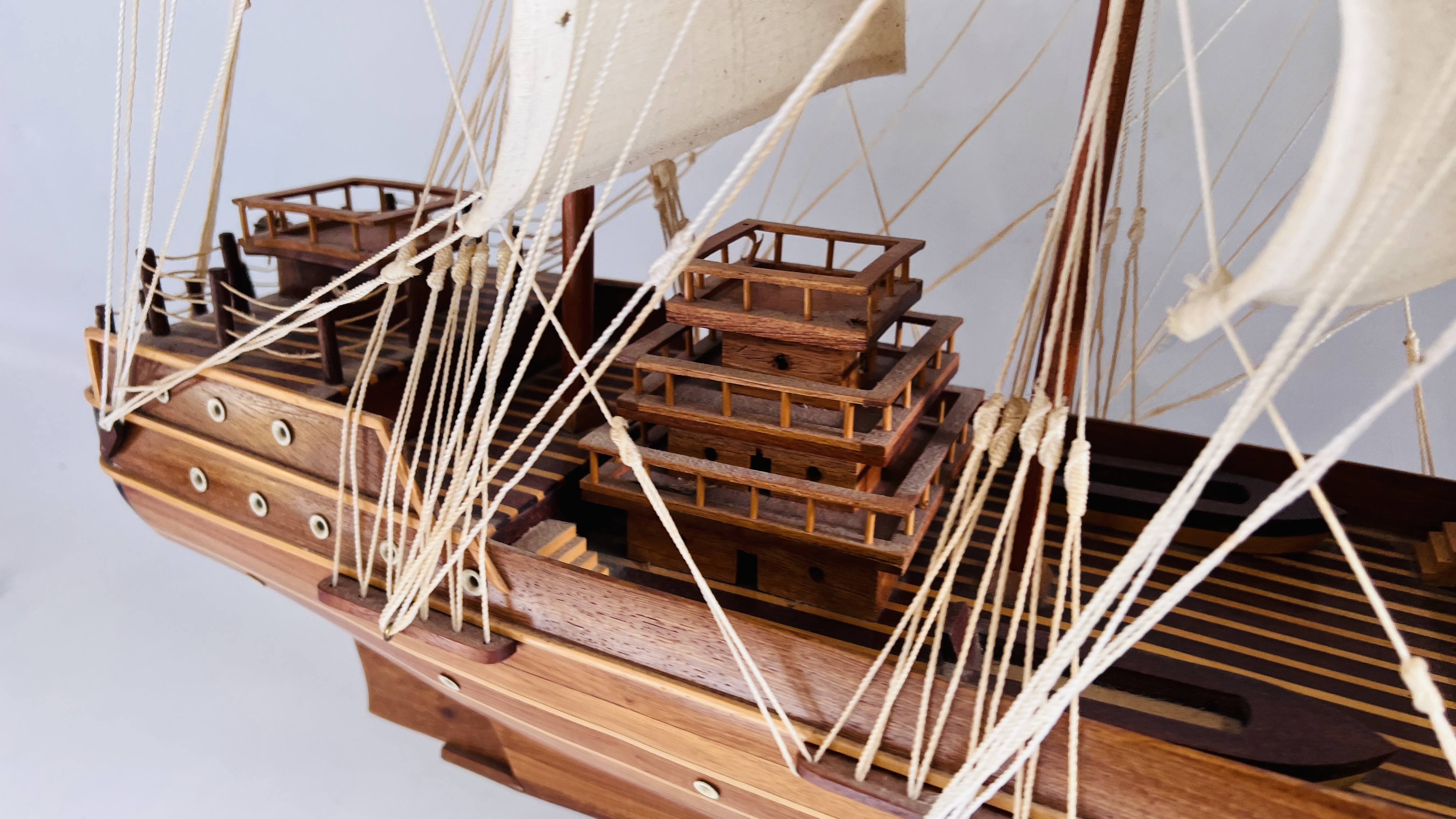A LARGE WOODEN MODEL OF A SHIP L 110 CM. X H 85CM. - Image 7 of 10
