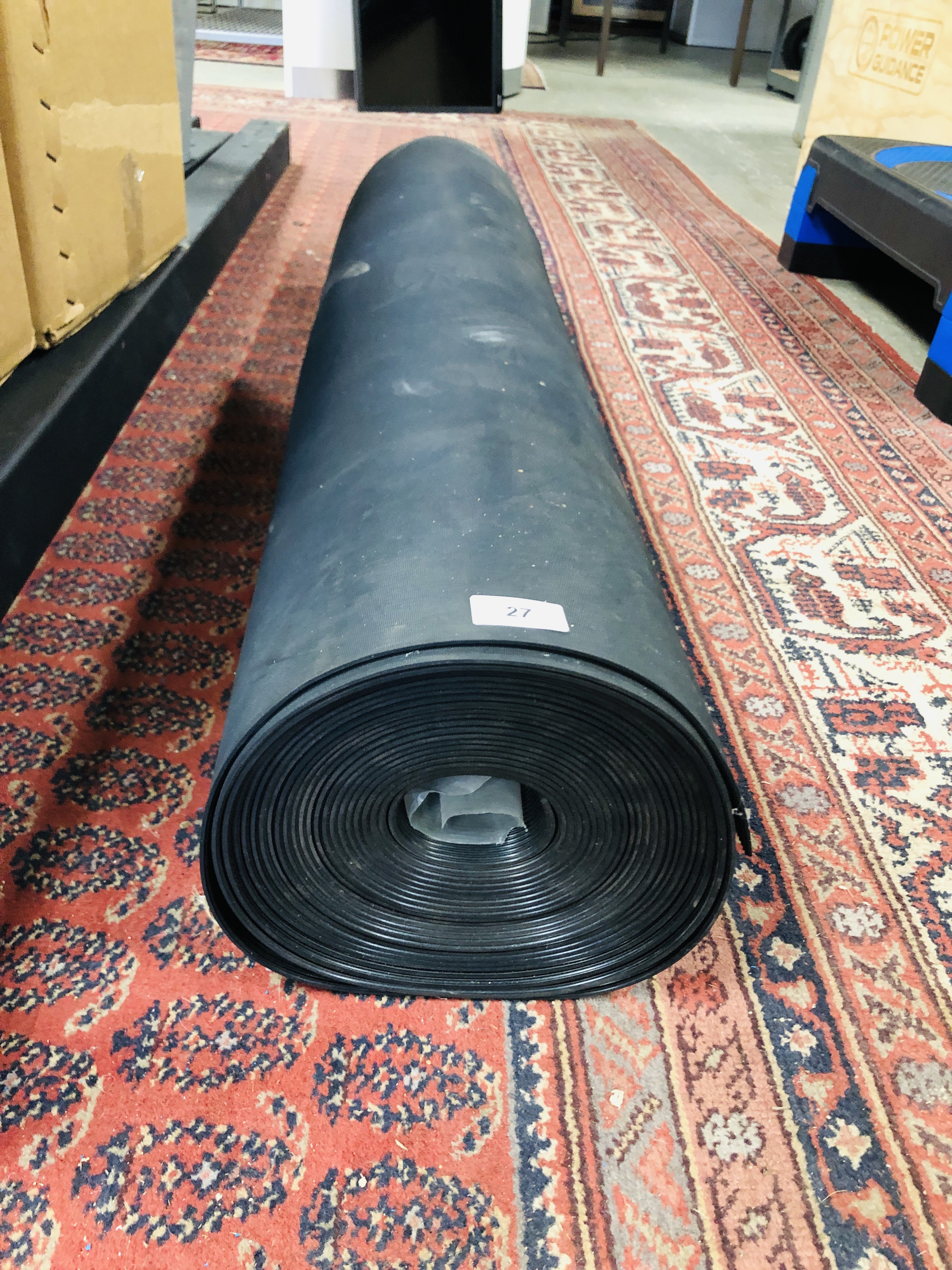 1 X ROLL OF 123CM WIDE RUBBER MATTING - SOLD AS SEEN.