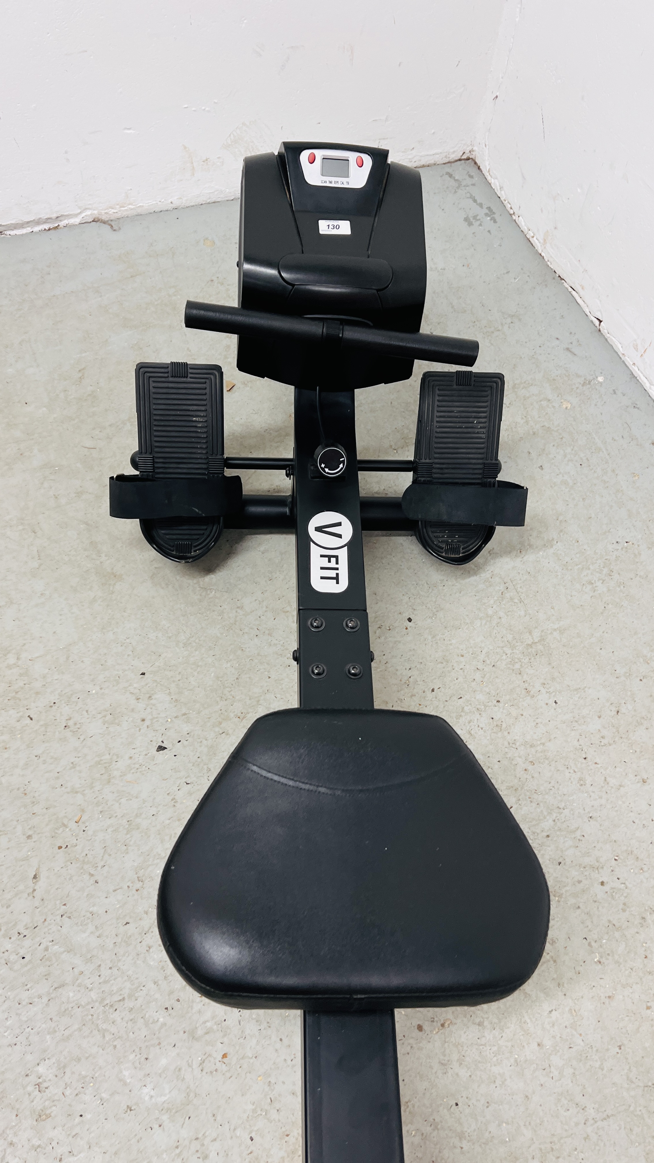 A V FIT ROWING MACHINE - SOLD AS SEEN. - Image 2 of 4