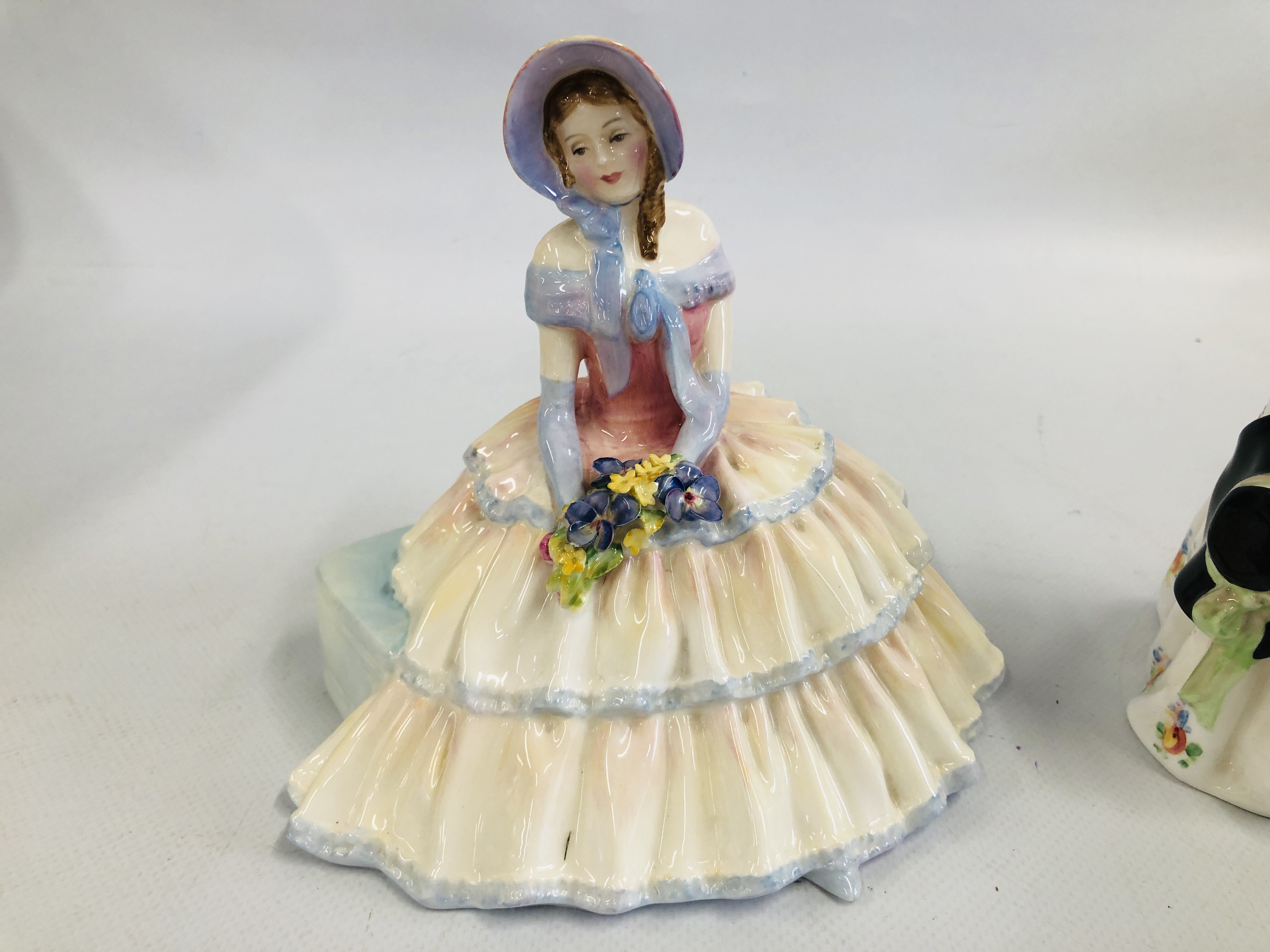 THREE ROYAL DOULTON PORCELAIN COLLECTORS FIGURES "CAROLYN" & "BESS" & "DAYDREAMS". - Image 2 of 9