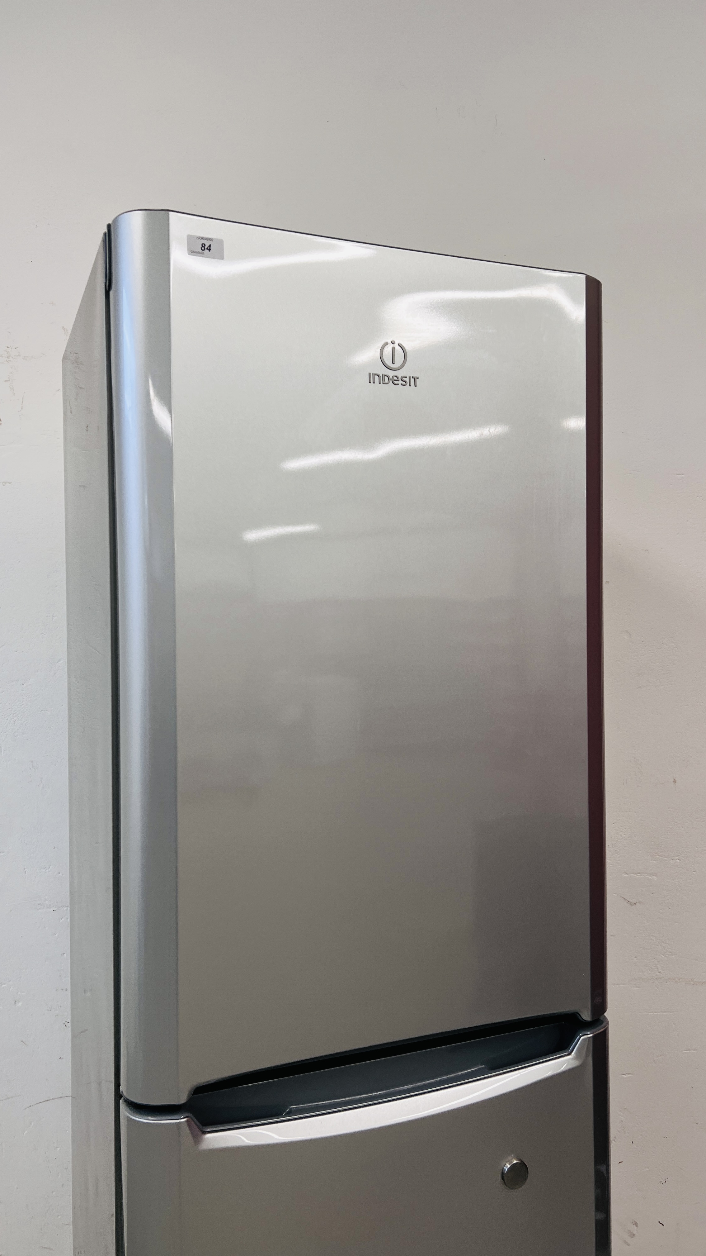 A INDISIT SILVER FINISH FRIDGE FREEZER - SOLD AS SEEN. - Image 2 of 11