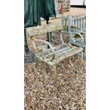 AN ANTIQUE SINGLE SEAT METAL ENDED SCROLL ARM GARDEN CHAIR WITH WOODEN SLATS, LENGTH 70CM.