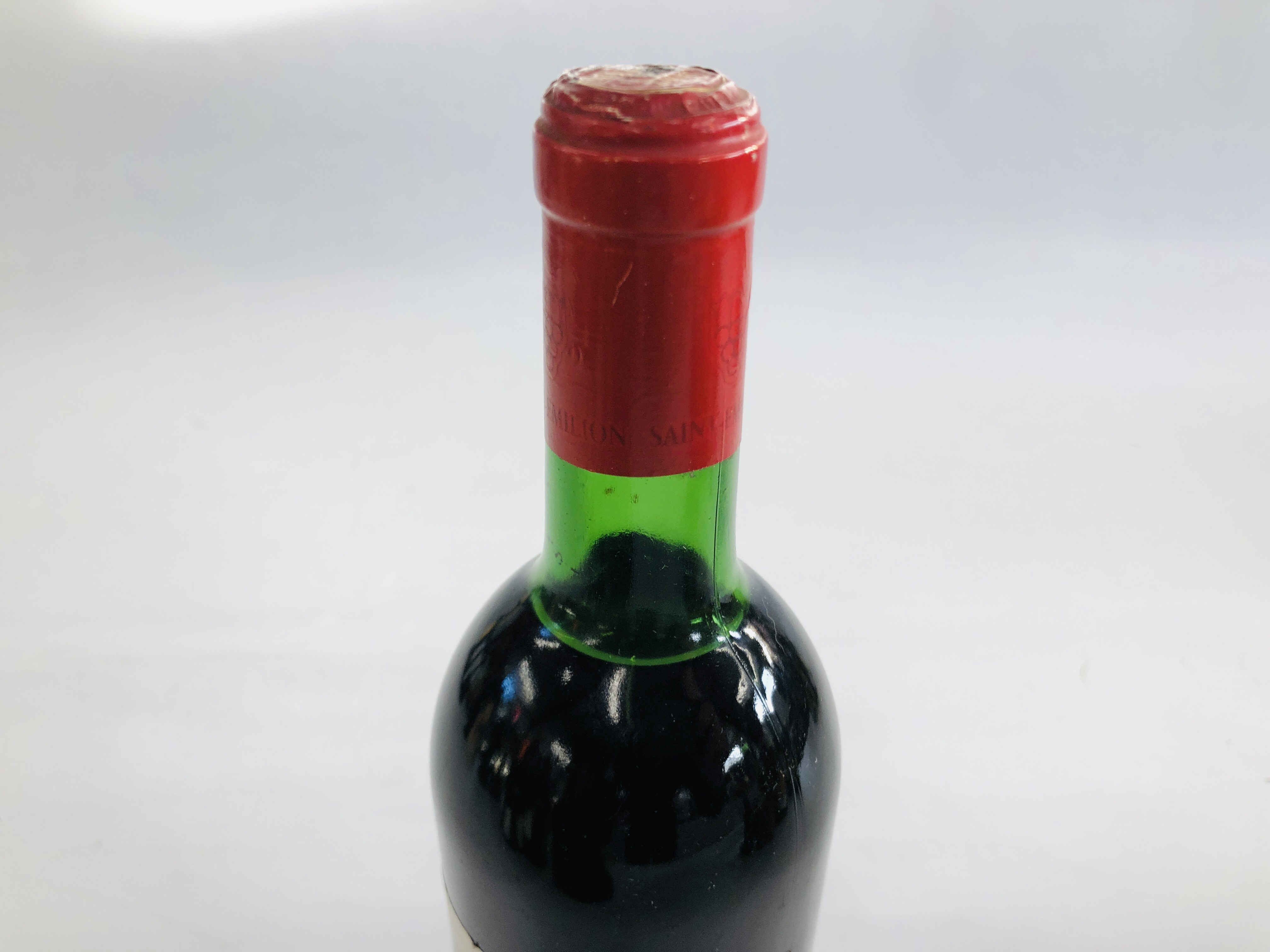 1971 CHATEAU ST. CHRISTOPHE GRAND CRU SAINT-EMILION. - Image 4 of 4