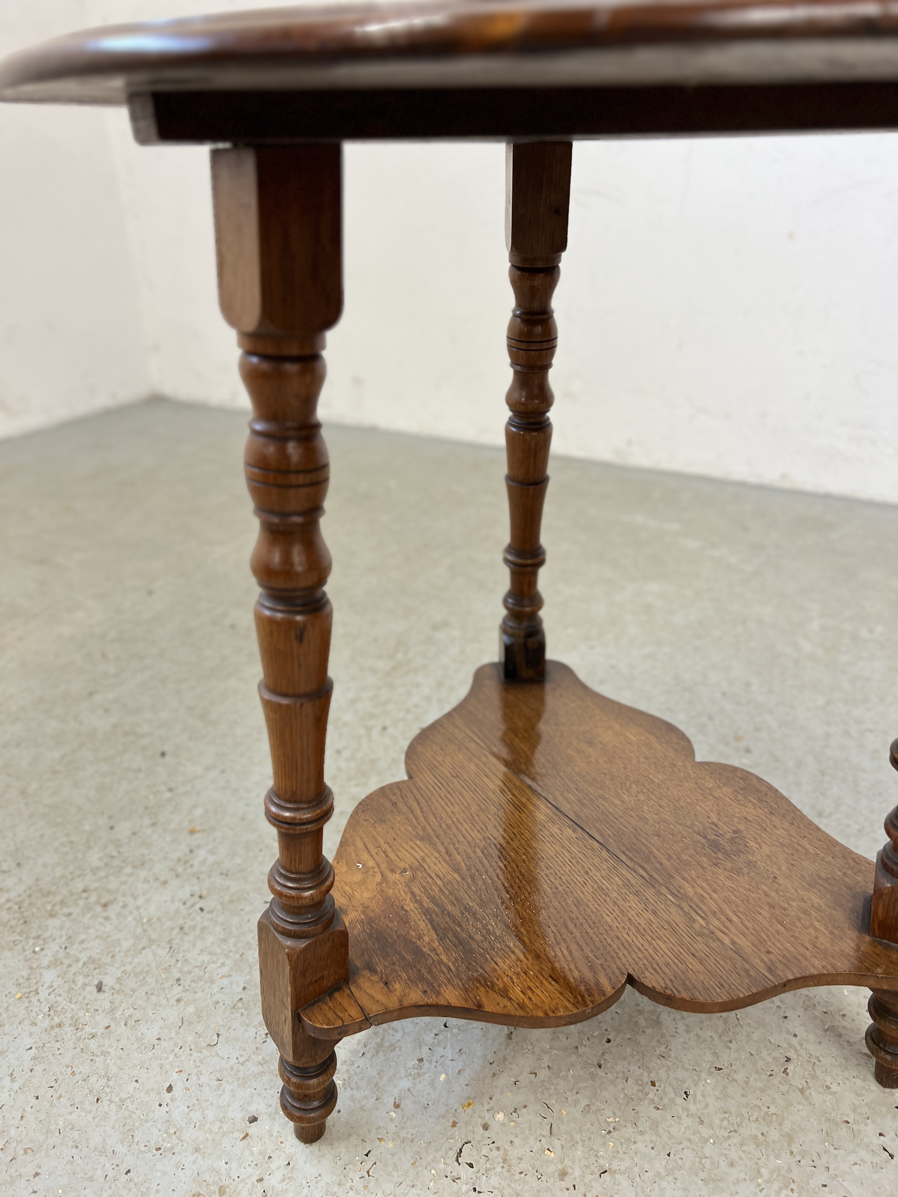 SOLID OAK OCCASIONAL TABLE MADE FROM FOUDROYANT BATTLESHIP WITH INSCRIPTION TO THE TOP AND TURNED - Image 5 of 7