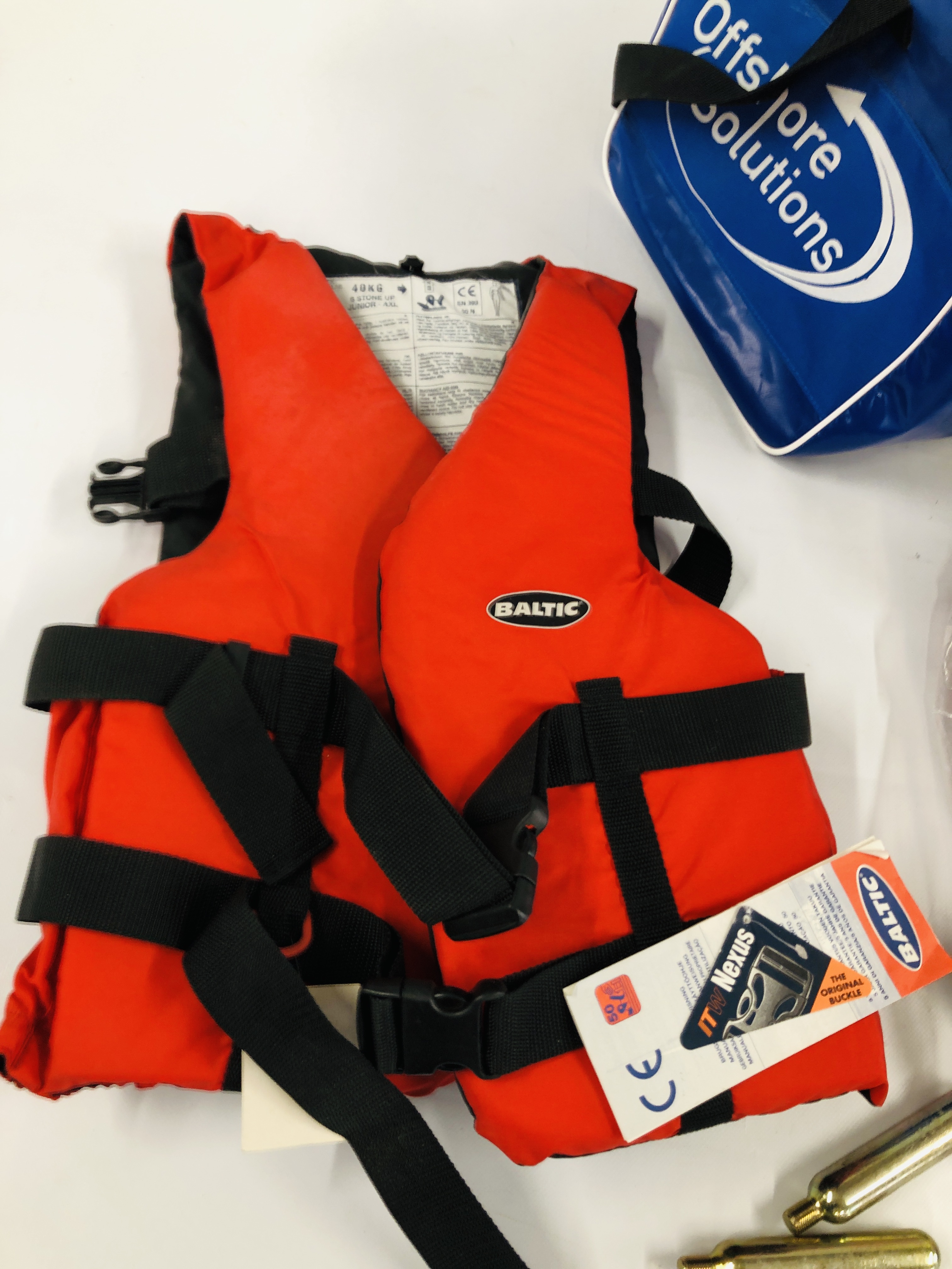 4 BUOYANCY AIDS AND 2 REFILL CANISTERS. - Image 2 of 6