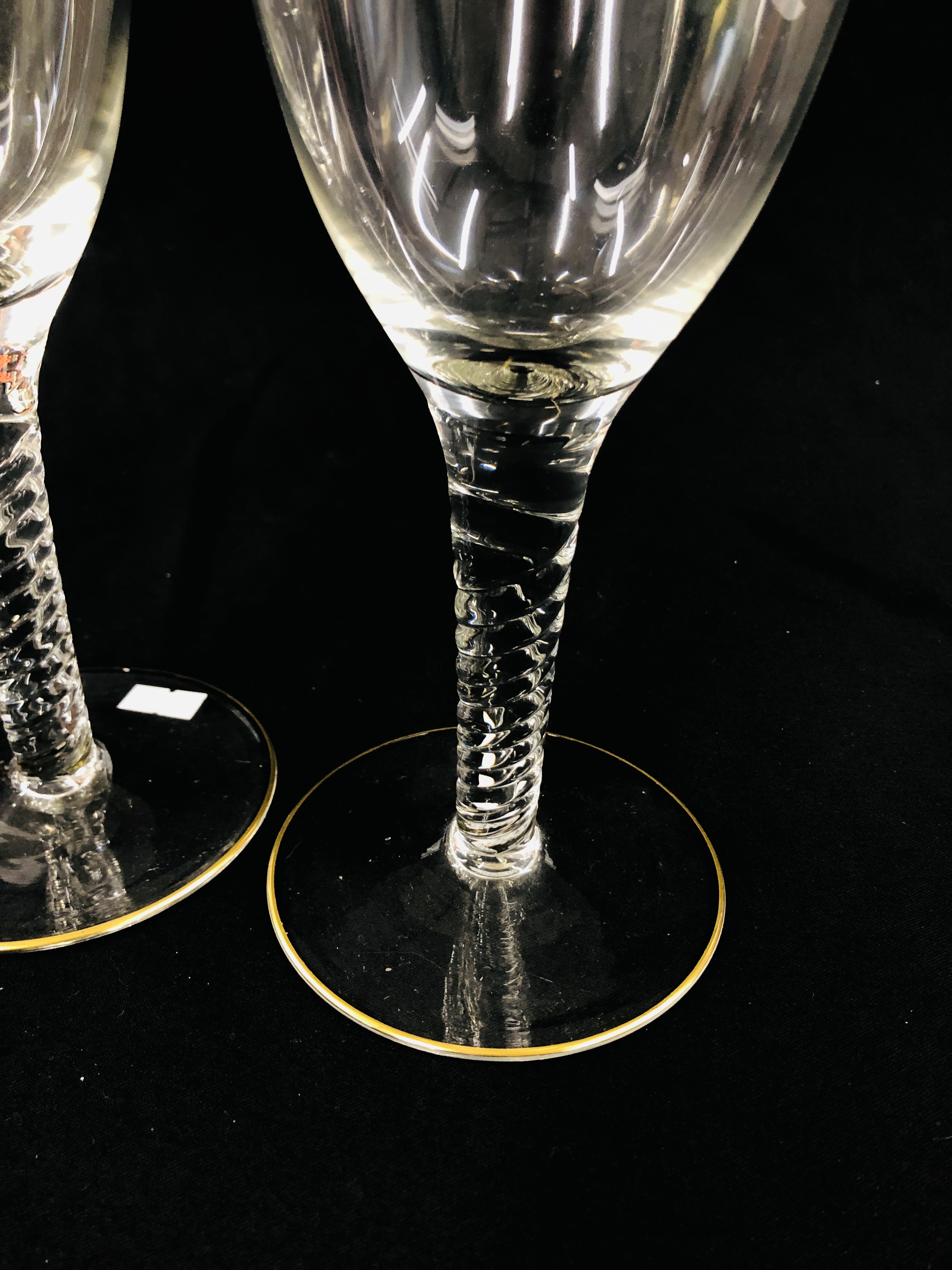 THREE TRUMPET BOWL GLASSES WITH GILDED RIMS. H 24CM. - Image 4 of 7