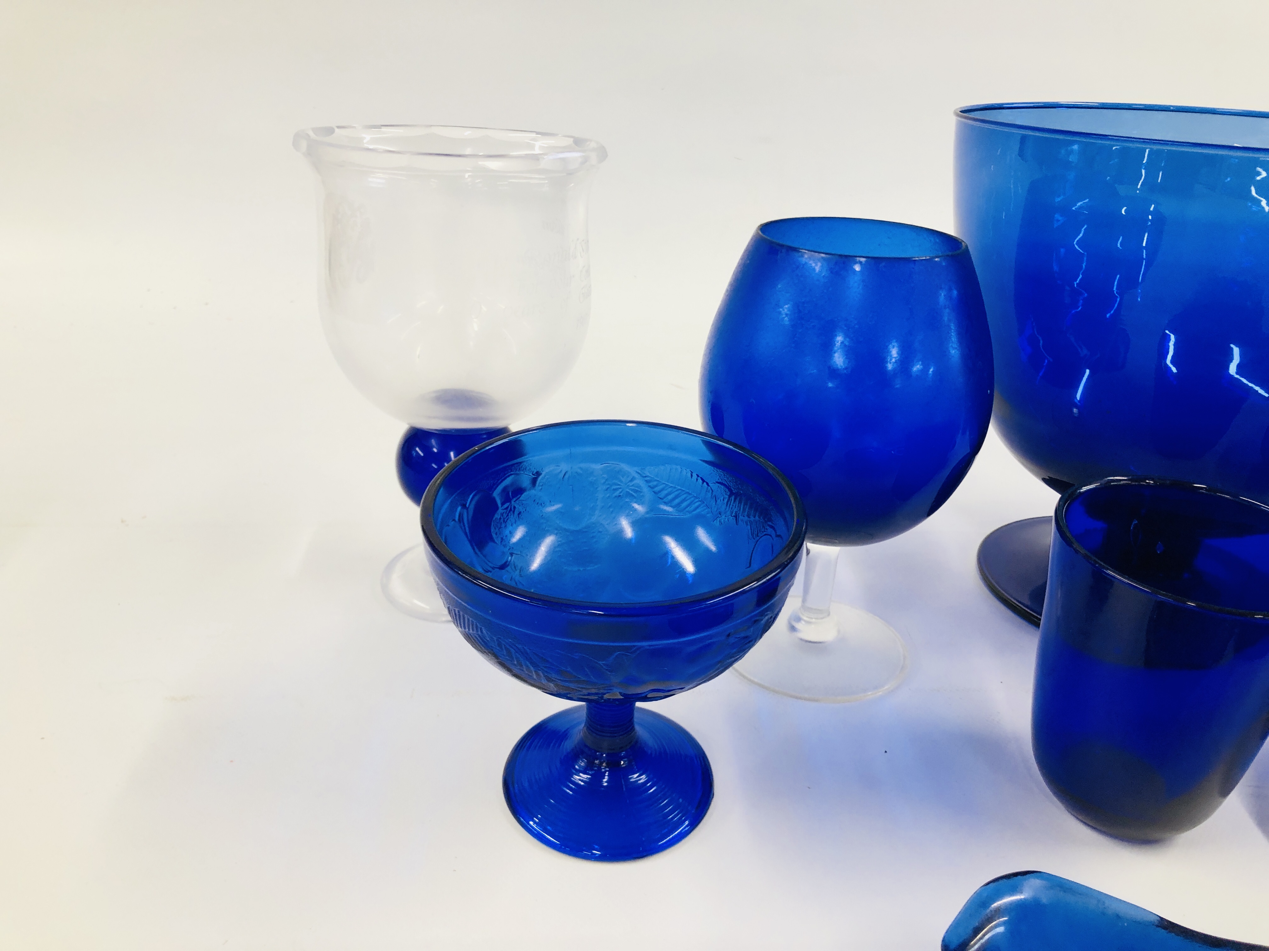 A COLLECTION OF BLUE STUDIO ART GLASS COMPRISING OFF VARIOUS BOTTLES, - Image 4 of 8