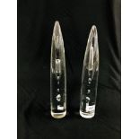 A PAIR OF GLASS 'APOLLO' SCULPTURES IN CLEAR CRYSTAL WITH INTERNAL AIR DECORATION,