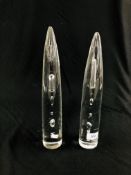 A PAIR OF GLASS 'APOLLO' SCULPTURES IN CLEAR CRYSTAL WITH INTERNAL AIR DECORATION,