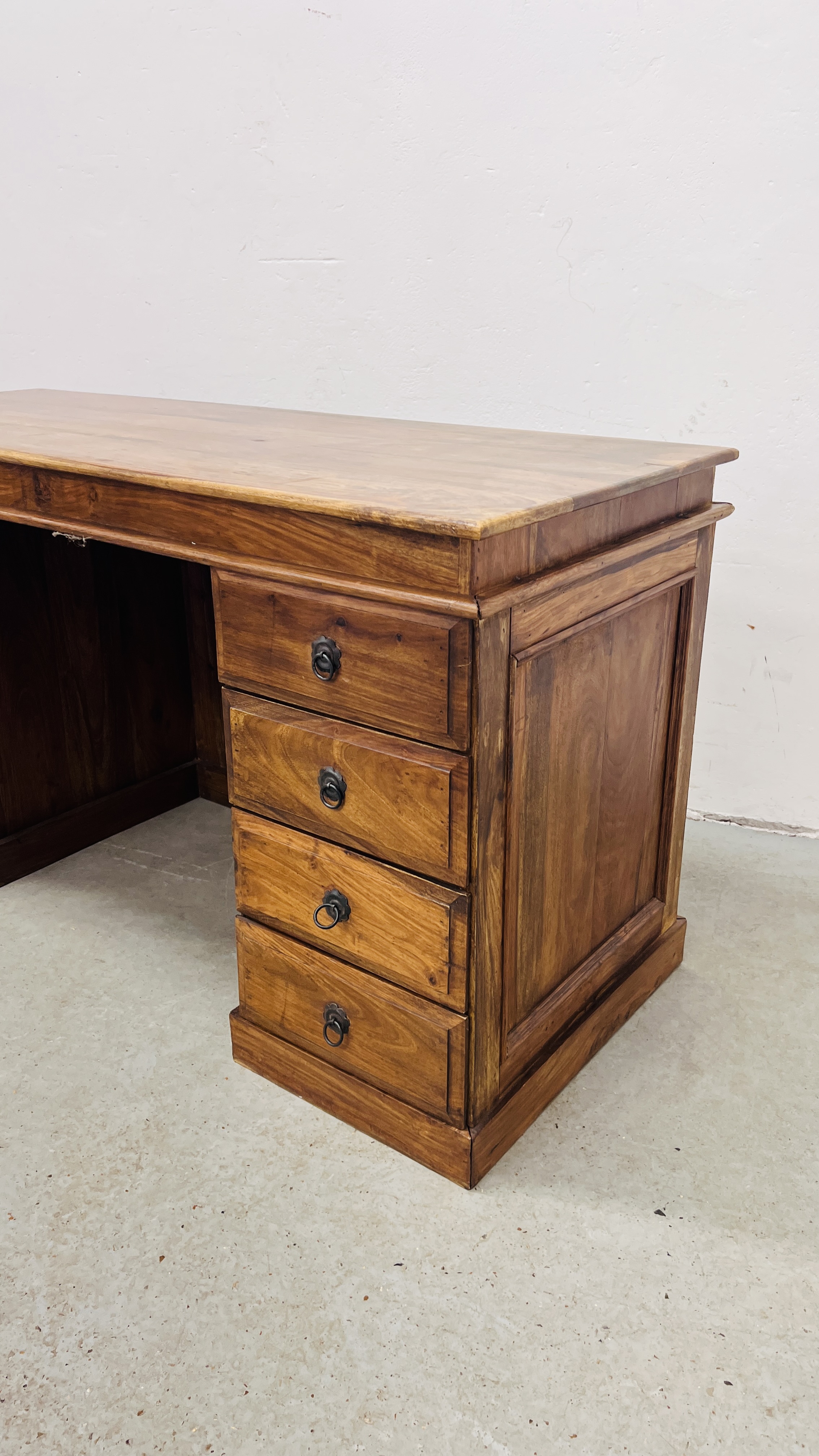 AN ORIENTAL HARDWOOD FOUR DRAWER DESK WITH SINGLE CUPBOARD 150CM. WIDE. - Image 3 of 9