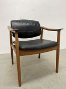 A MID CENTURY DANISH TEAK OPEN ELBOW CHAIR BEARING LABEL FRANCE & SON.