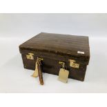 A VINTAGE CROCODILE FINISH LEATHER COMBINATION TRAVELLING VANITY / LUGGAGE CASE,