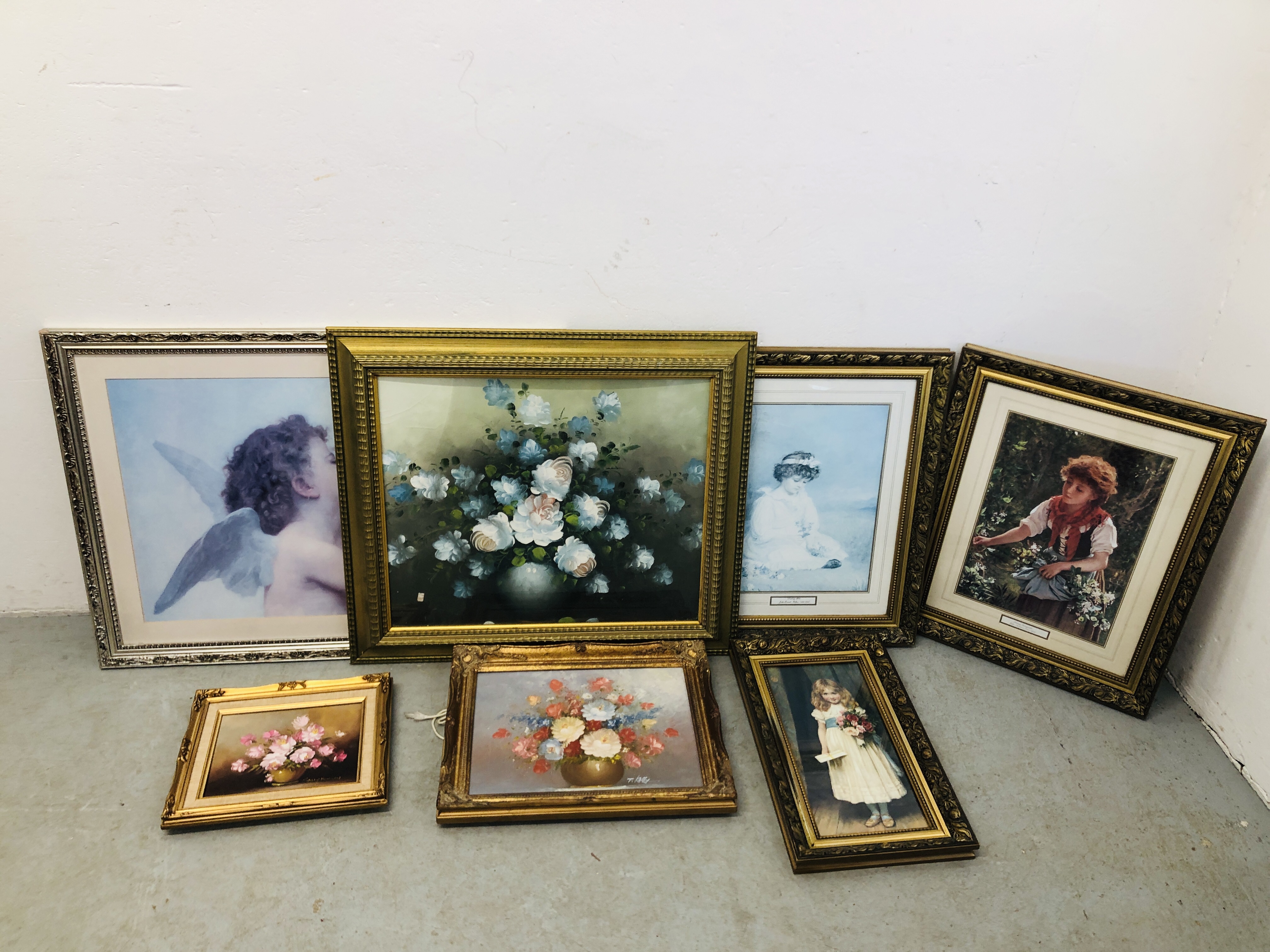 SEVEN FRAMED PICTURES AND PRINTS TO INCLUDE FLORAL STILL LIFE OIL ON CANVAS BEARING SIGNATURE T