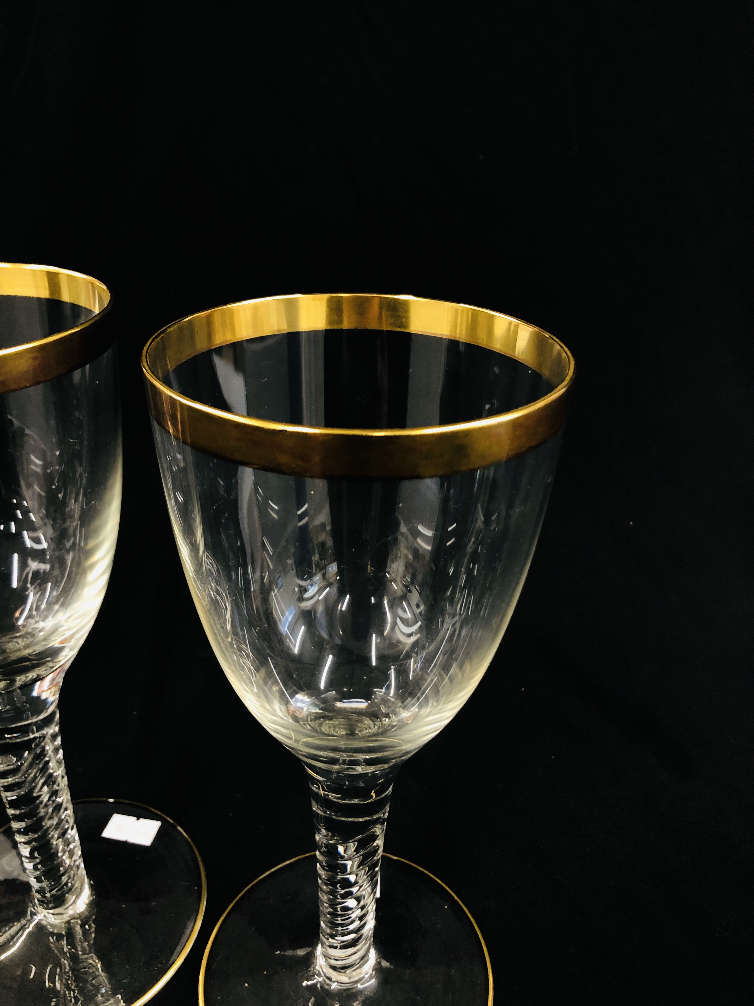 THREE TRUMPET BOWL GLASSES WITH GILDED RIMS. H 24CM. - Image 3 of 7