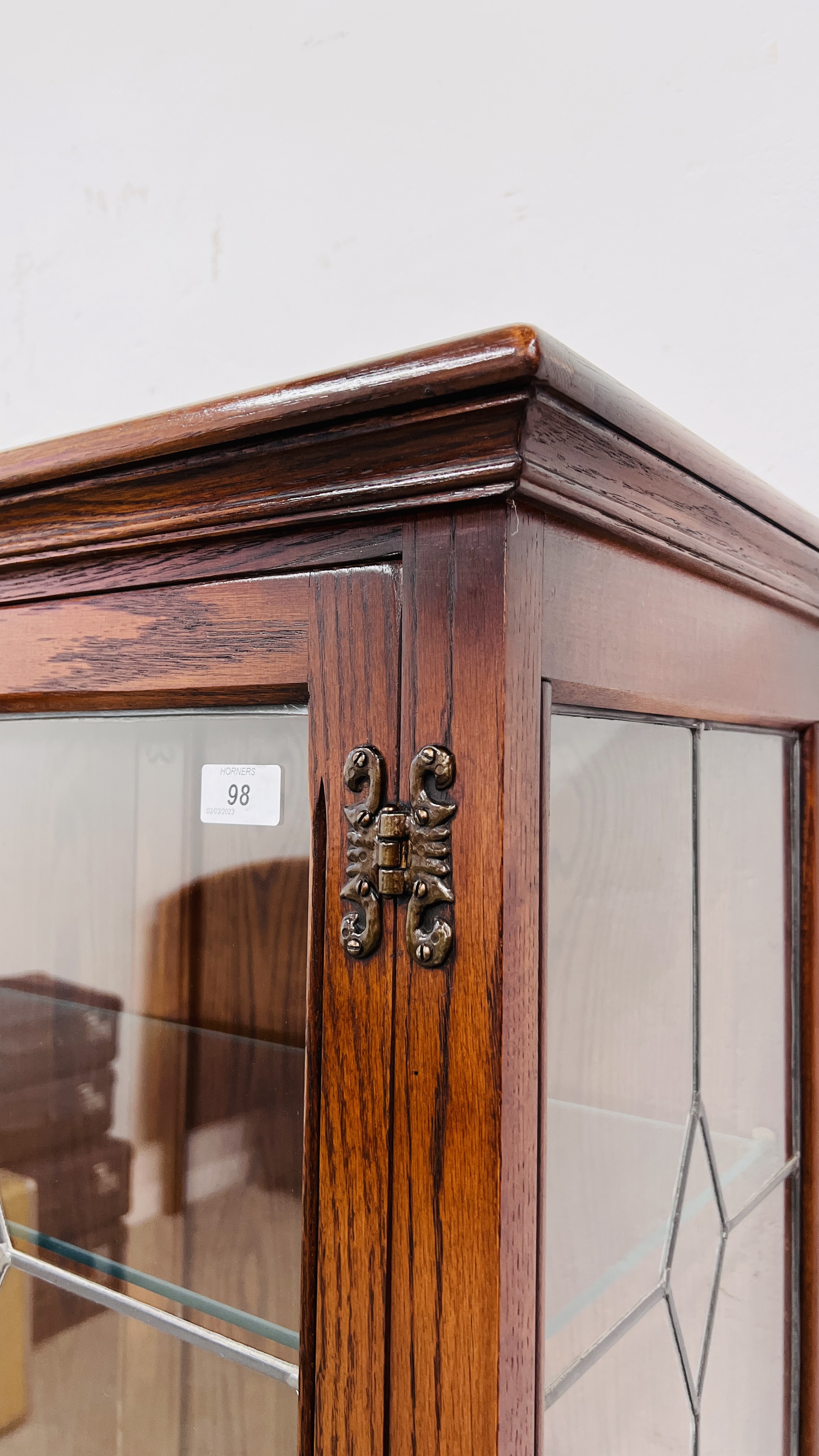 OLD CHARM DISPLAY CABINET WITH CUPBOARD BASE - W 108CM. D 38CM. H 162CM. - Image 5 of 7