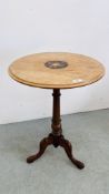 A VICTORIAN PEDESTAL OCCASIONAL TABLE.