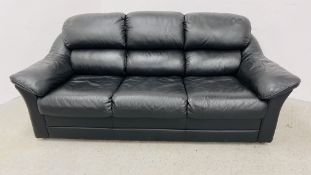 A BLACK LEATHER THREE SEATER SOFA LENGH 200CM,