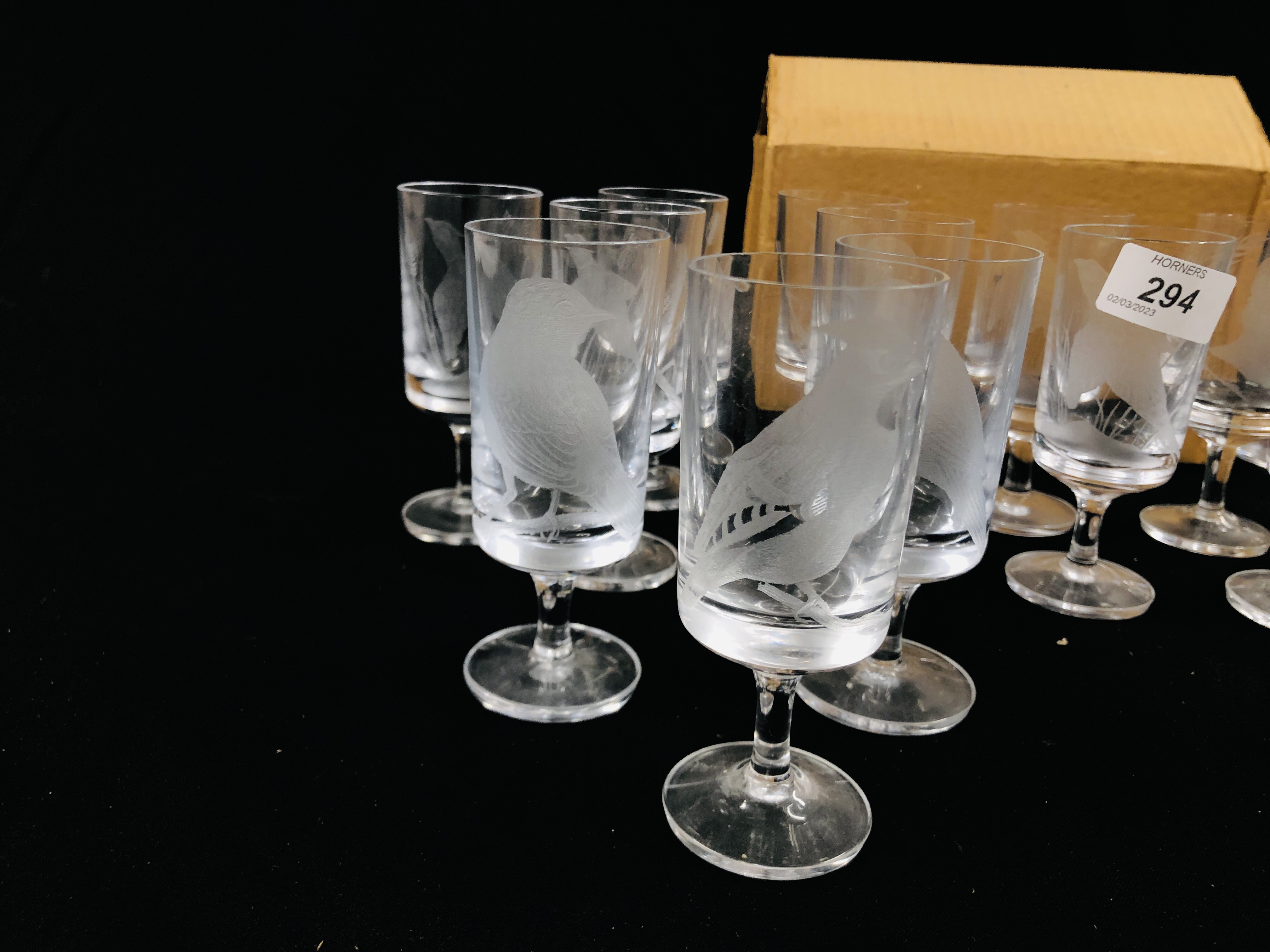 A COLLECTION OF WEDGEWOOD ETCHED SHERRY GLASSES TO INCLUDE A SET OF 10 DEPICTING BIRDS, - Image 2 of 5