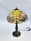 A REPRODUCTION TIFFANY INSPIRED STAINED GLASS TABLE LAMP AND SHADE - SOLD AS SEEN.