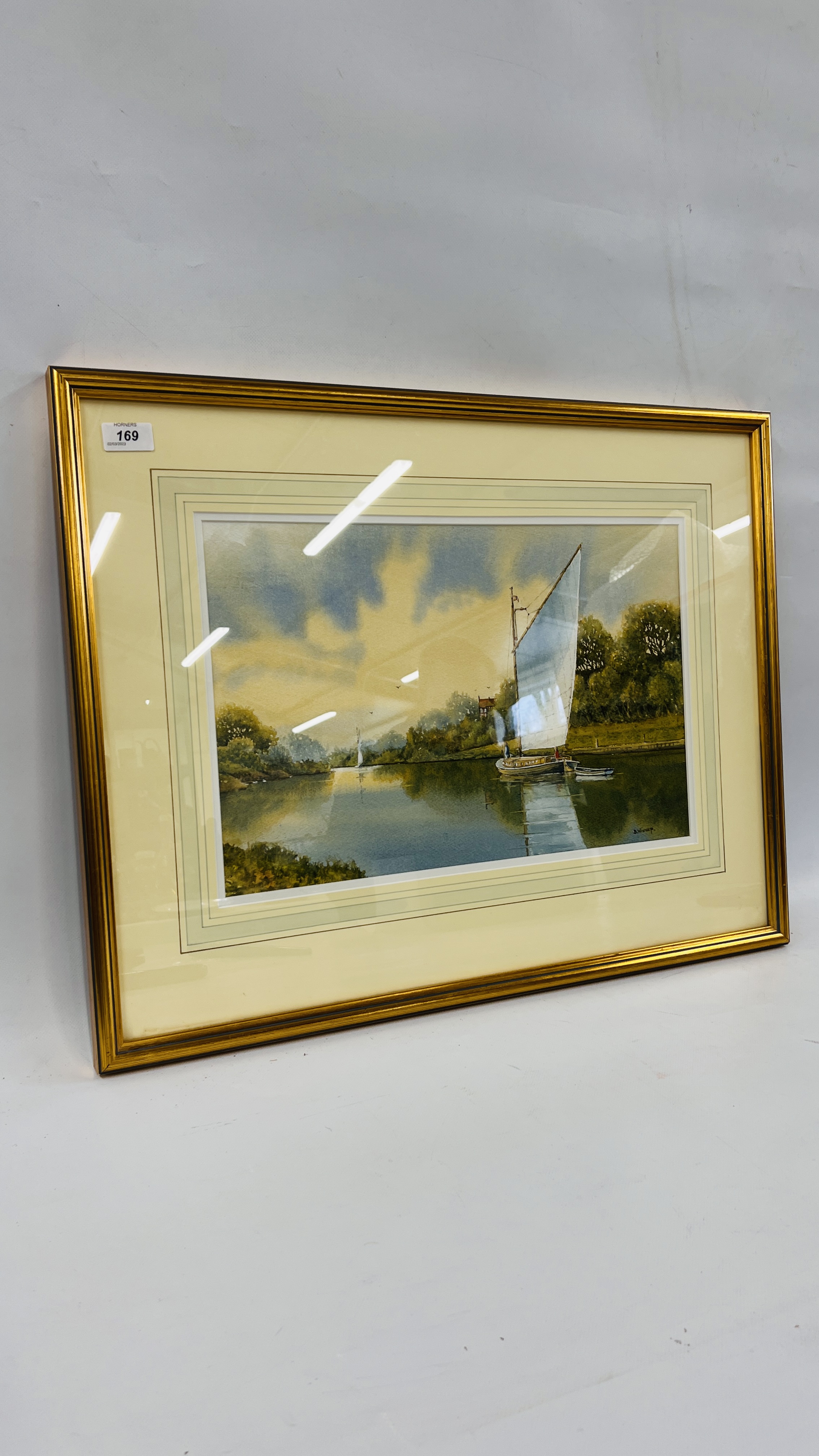 AN ORIGINAL FRAMED WATERCOLOUR "LOCAL BROADLAND RIVER SCENE" BEARING SIGNATURE D. - Image 4 of 4