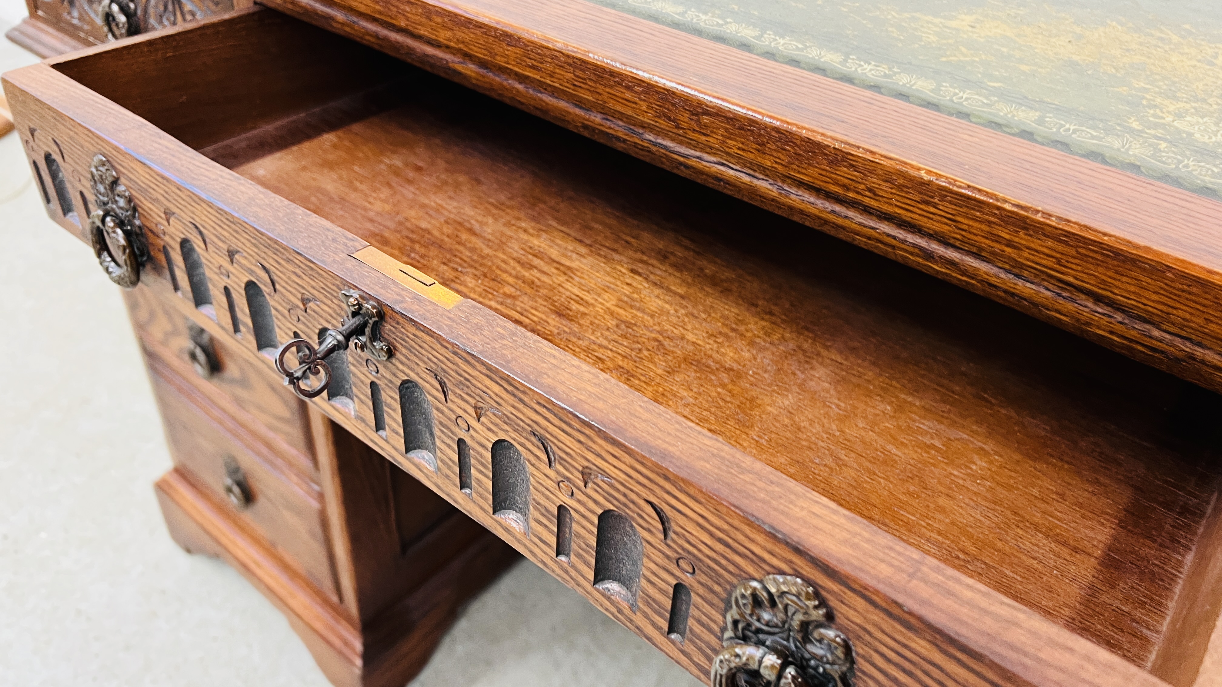 OLD CHARM TWIN PEDESTAL HOME OFFICE DESK WITH TOOLED LEATHER TOP - W 128CM. D 61CM. - Image 13 of 13