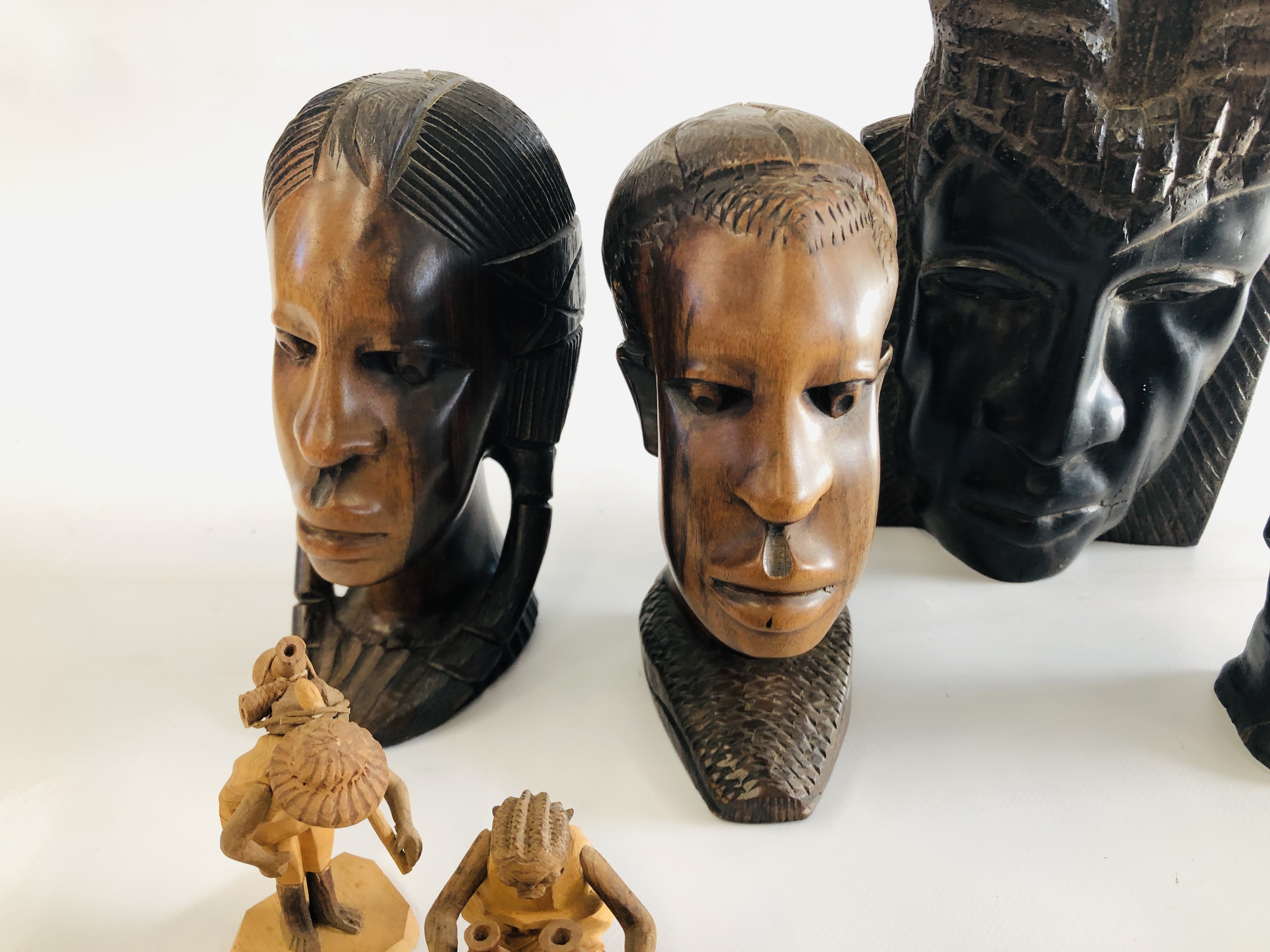 4 HARDWOOD STUDIES TO INCLUDE BUSTS ALONG WITH A GROUP OF TERRACOTTA WORKING FIGURES. - Image 4 of 6