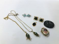 VINTAGE "SARAH COVENTRY" BROOCHES, NECKLACES, CUFF LINKS AND EARRINGS.
