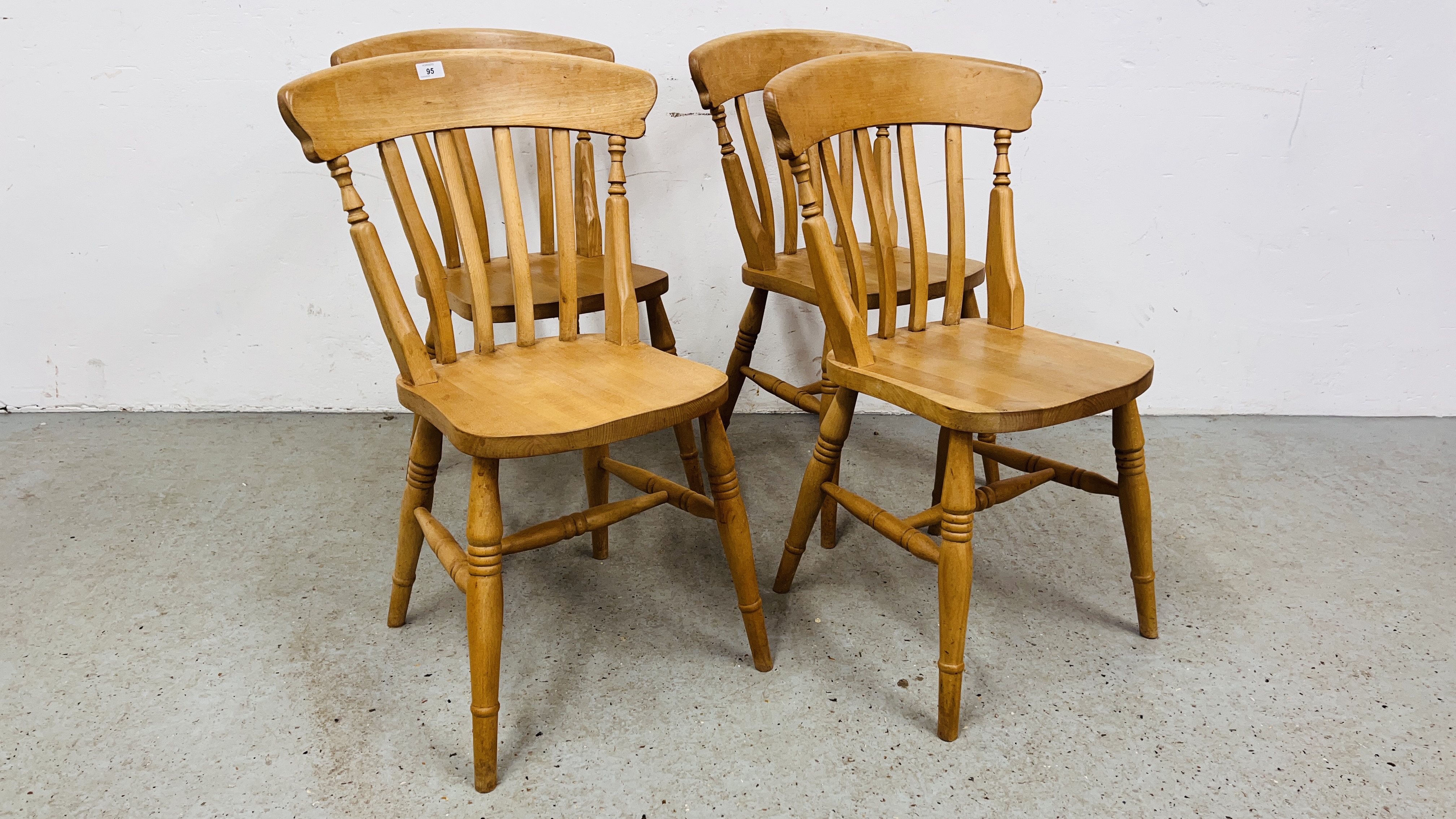 SET OF FOUR MODERN BEECHWOOD KITCHEN CHAIRS.