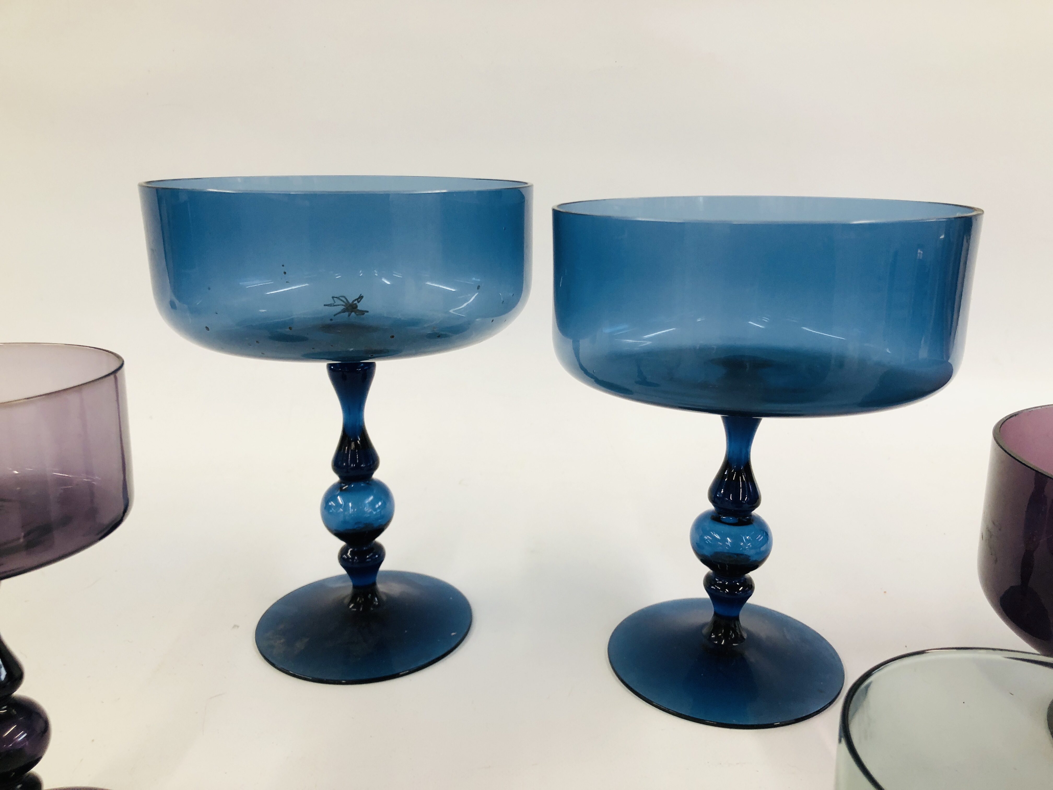 A GROUP OF MAINLY WEDGWOOD DESIGNER COLOURED GLASS INCLUDING TWO BLUE STEM CENTRE PIECE DESIGNED BY - Image 8 of 8