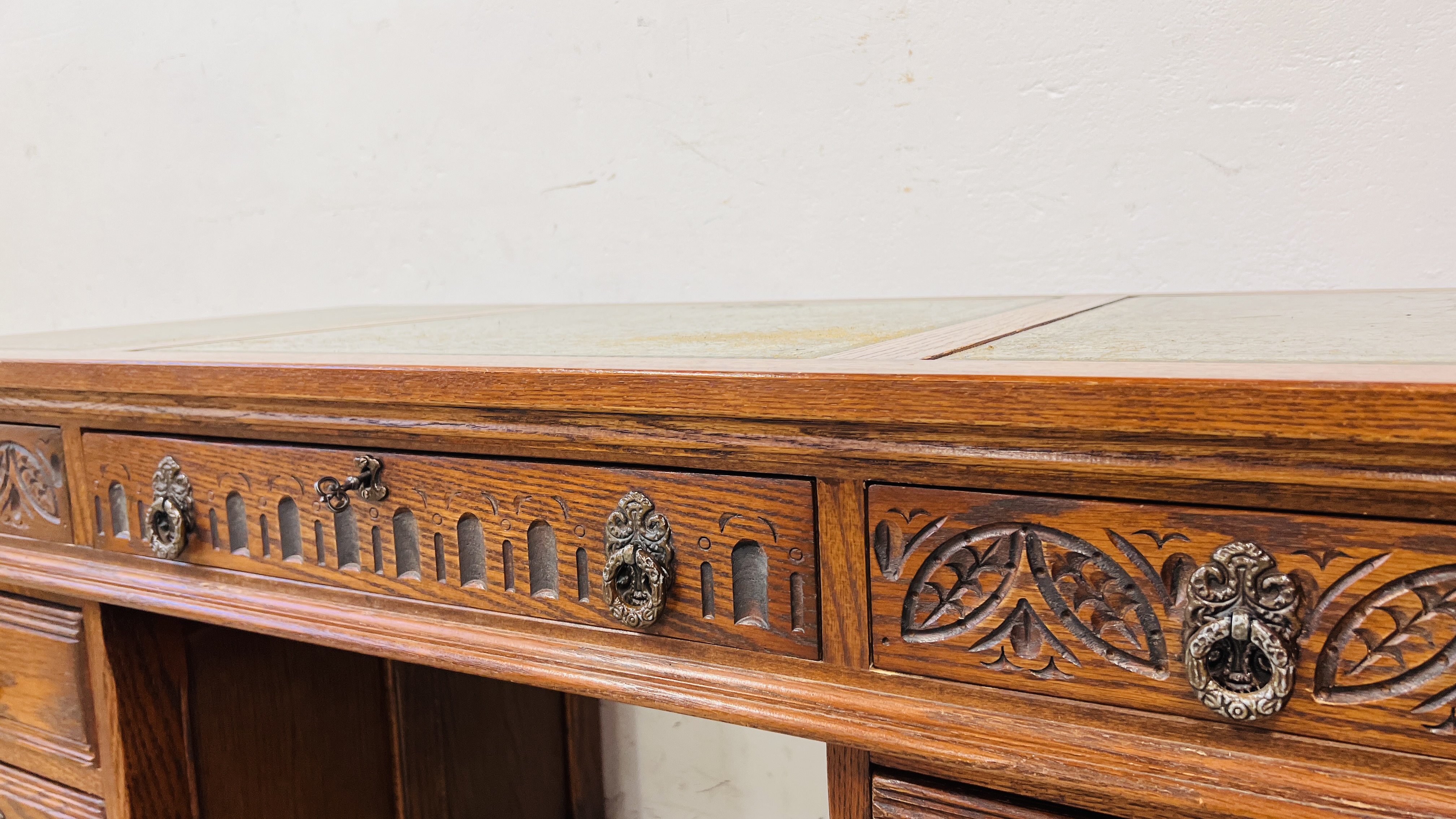 OLD CHARM TWIN PEDESTAL HOME OFFICE DESK WITH TOOLED LEATHER TOP - W 128CM. D 61CM. - Image 10 of 13