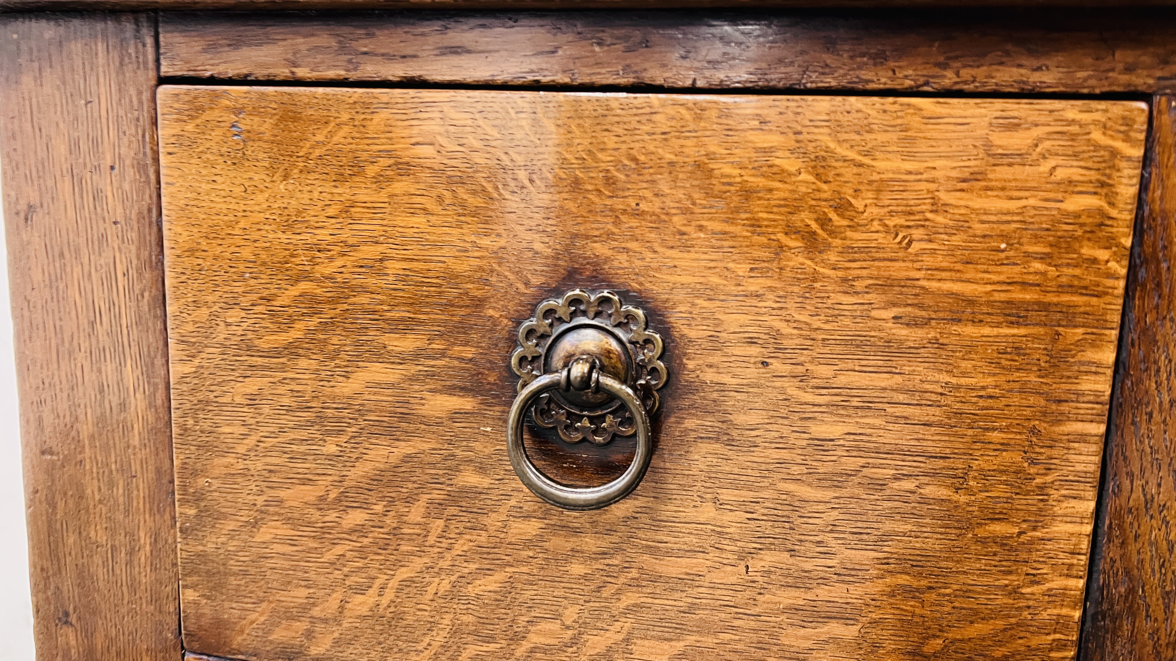 A SOLID OAK THREE DRAWER WRITING DESK WITH GREEN TOOLED LEATHERETTE WRITING SURFACE, W 120CM, - Image 10 of 16