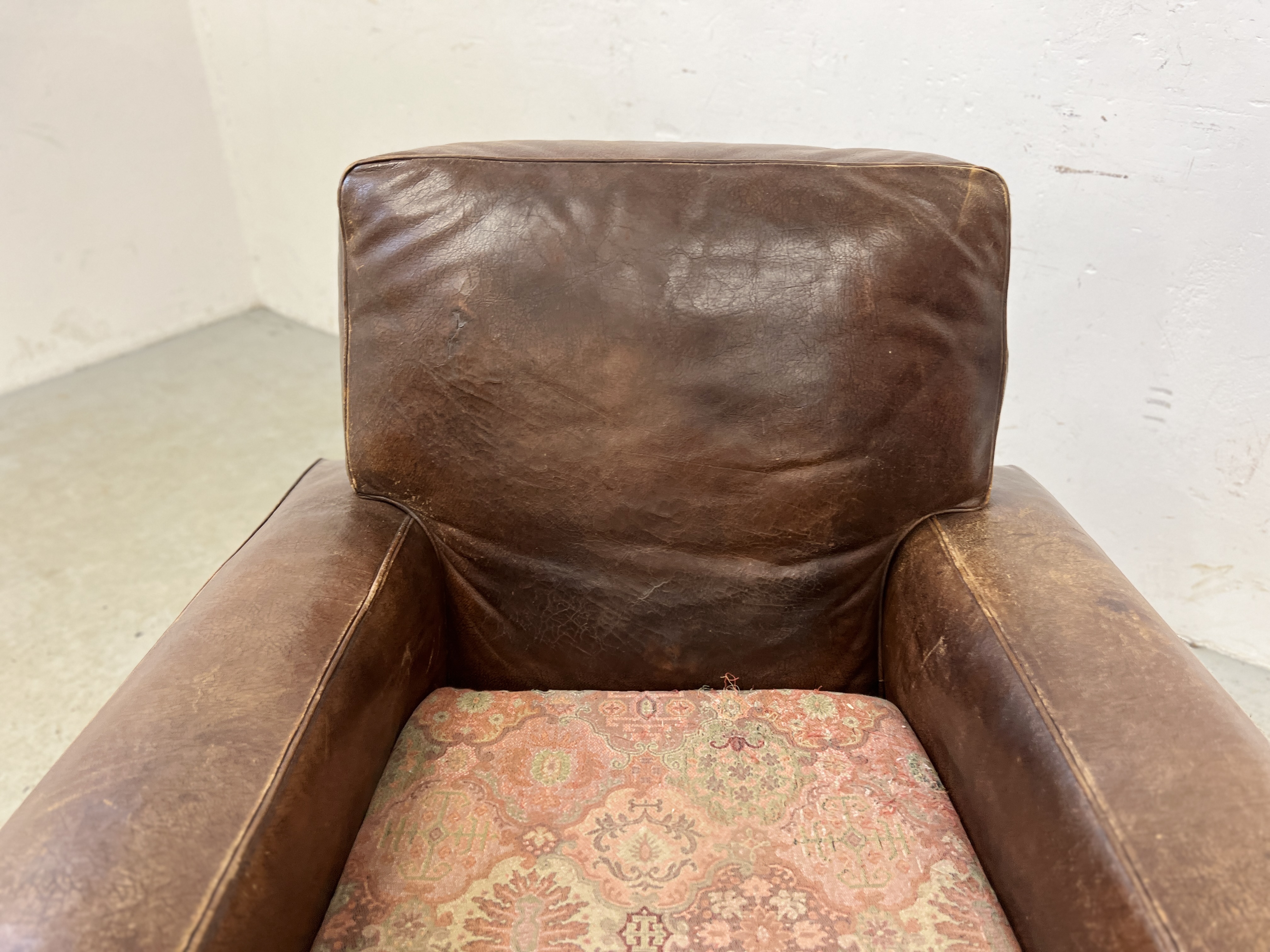 A 1930'S BROWN LEATHER CLUB CHAIR WITH STUDDED DETAIL H 78CM X W 83CM X D 87CM. - Image 9 of 11