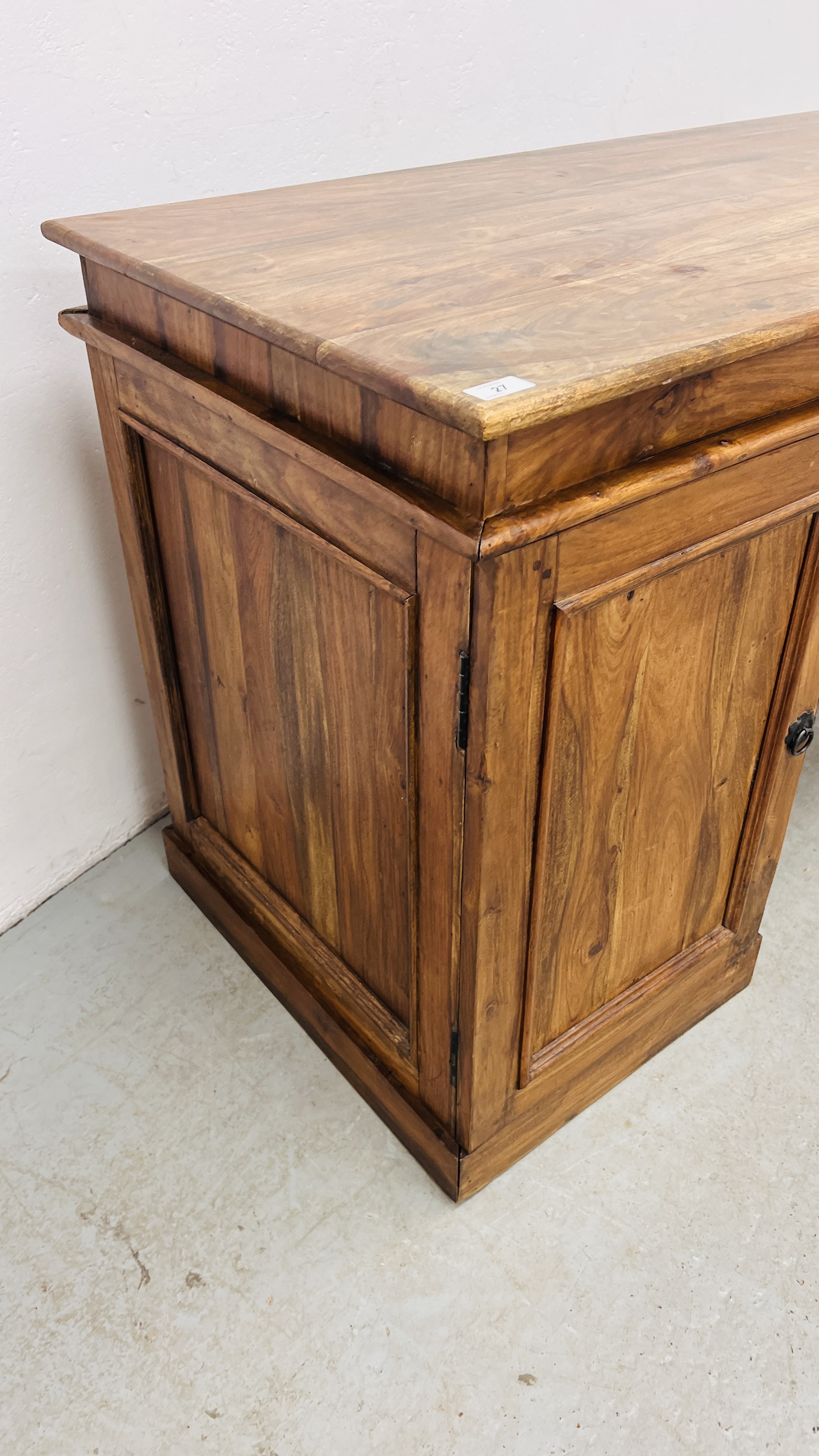 AN ORIENTAL HARDWOOD FOUR DRAWER DESK WITH SINGLE CUPBOARD 150CM. WIDE. - Image 8 of 9