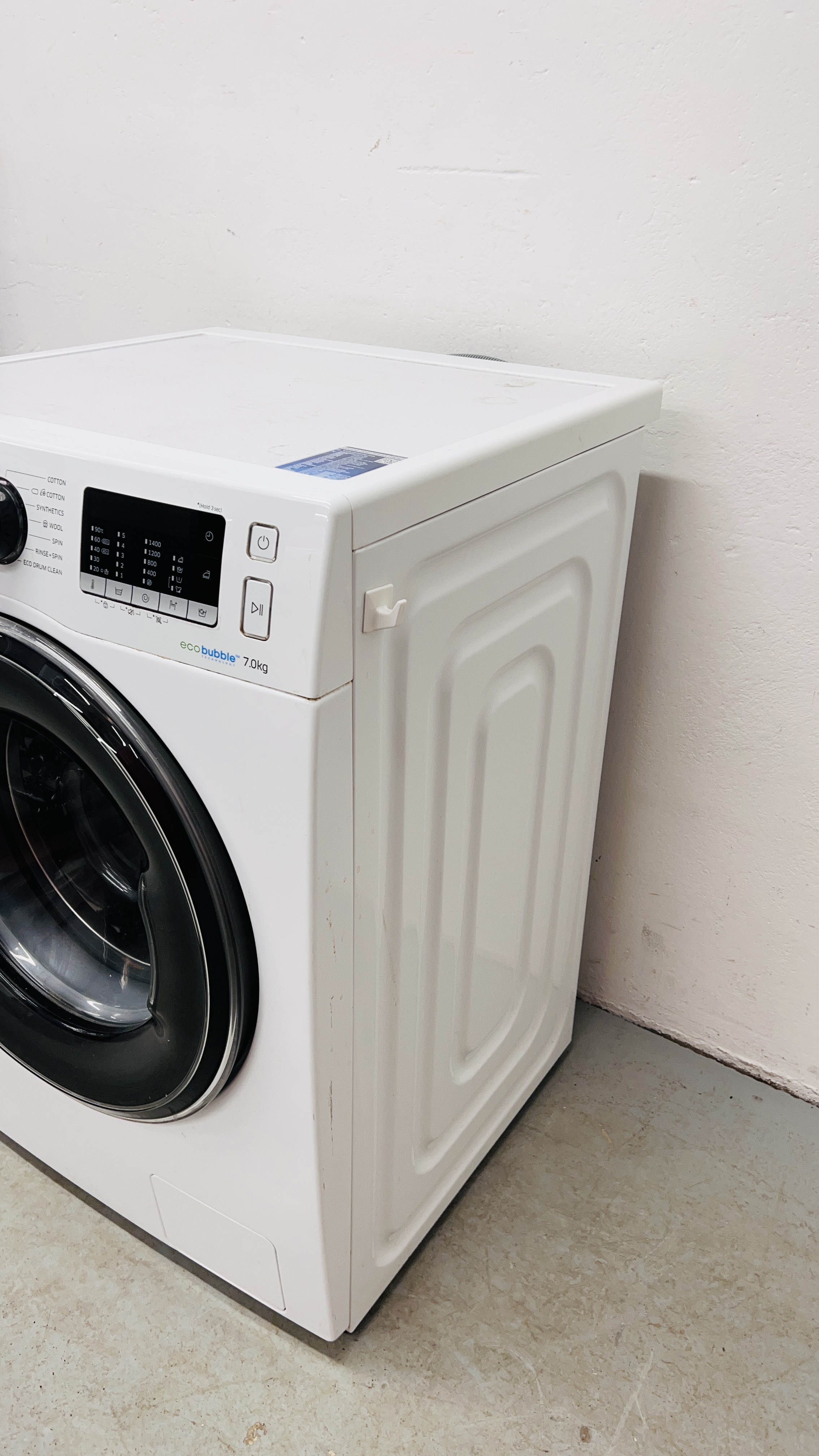 A SAMSUNG ECO BUBBLE 7KG WASHING MACHINE - SOLD AS SEEN. - Image 8 of 8