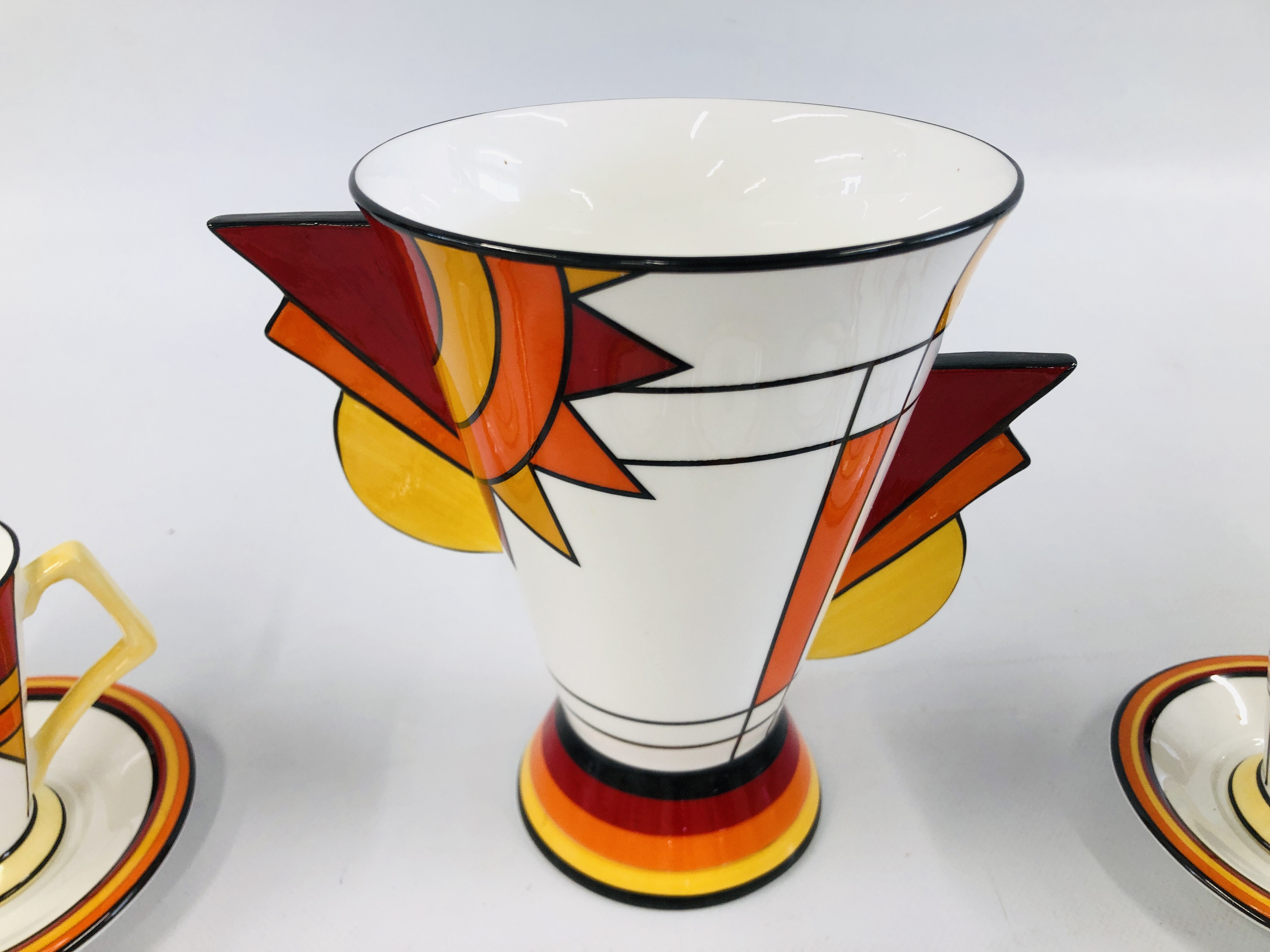 A MODERN ABSTRACT DESIGN 12 PIECE COFFEE CUP SET BY "THE BRIAN WOOD COLLECTION" ALONG WITH A LARGE - Image 2 of 7
